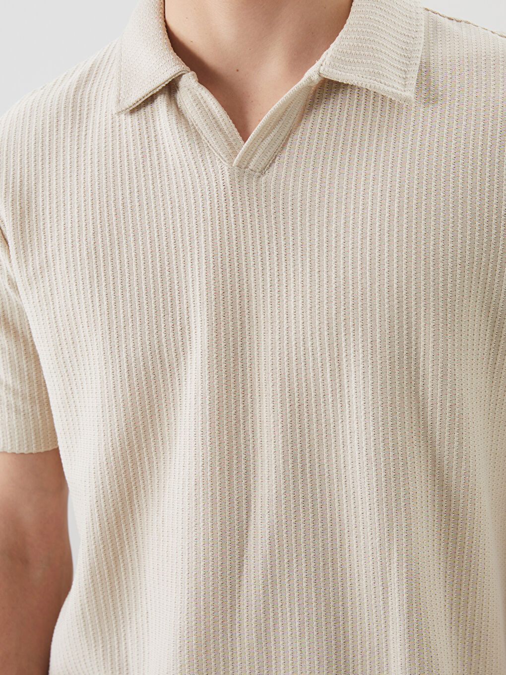 Polo Neck Men's Textured T-Shirt -S5P540Z8-ZNR