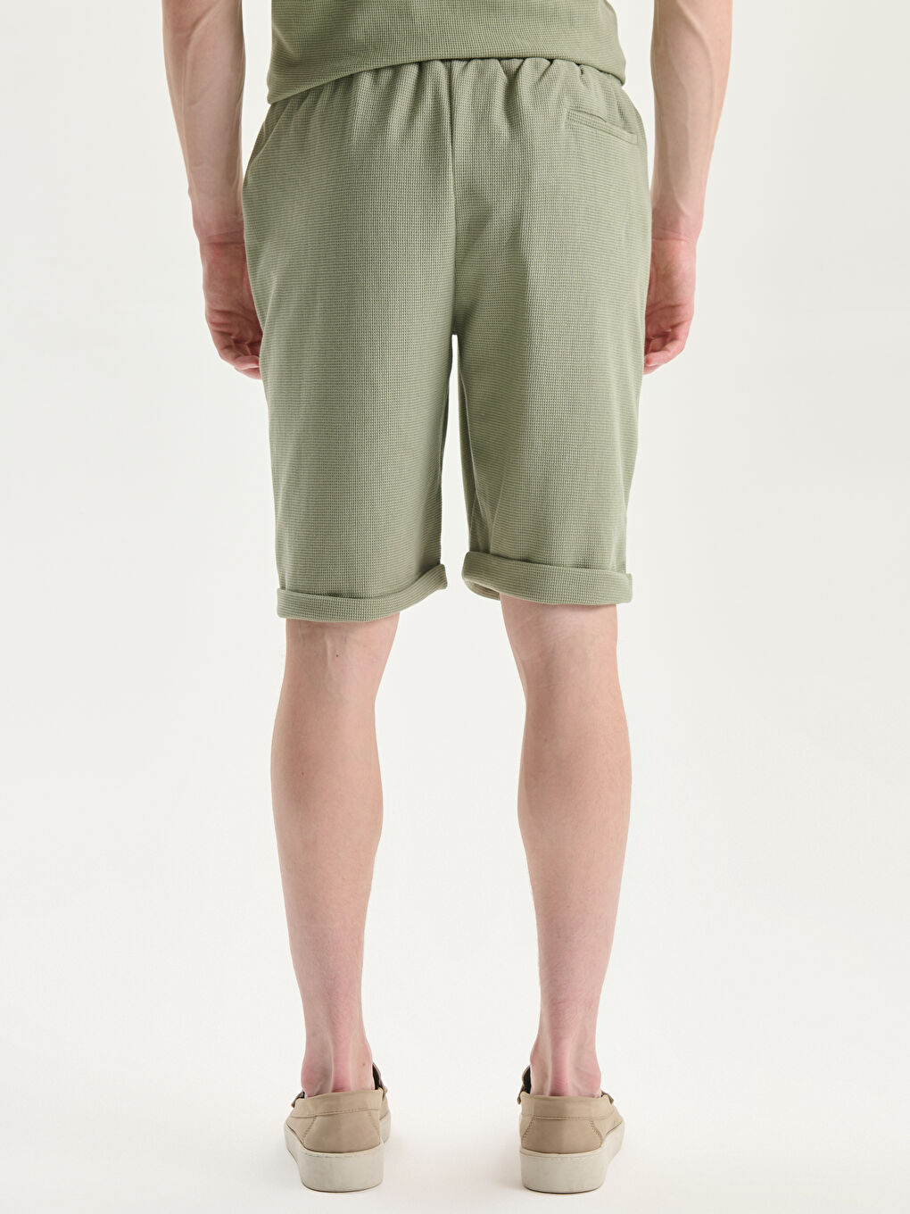 Slim Fit Binding Detail Men's Shorts-3