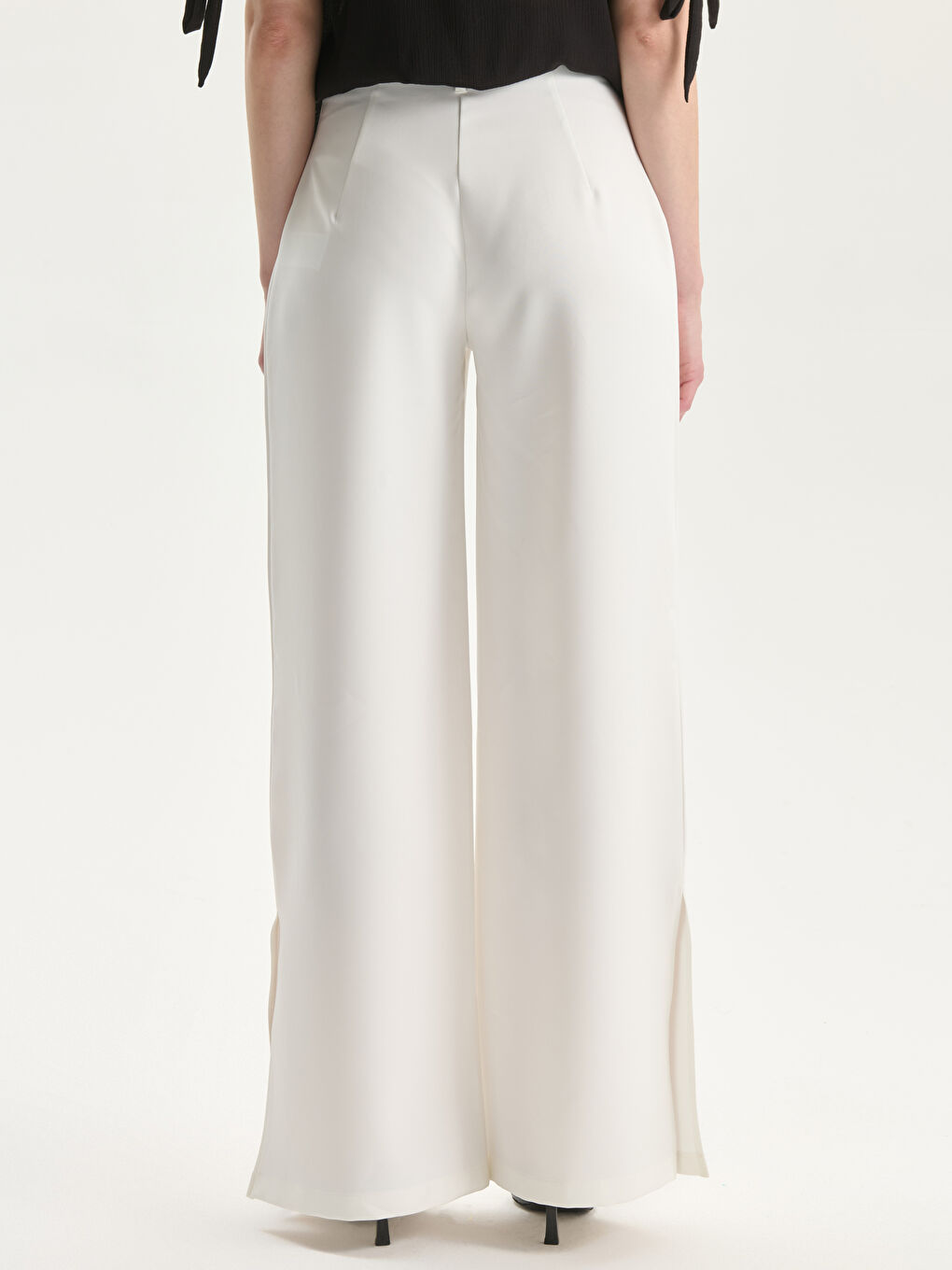 Loose Fit Wide Leg Women's Pleated Trousers-3