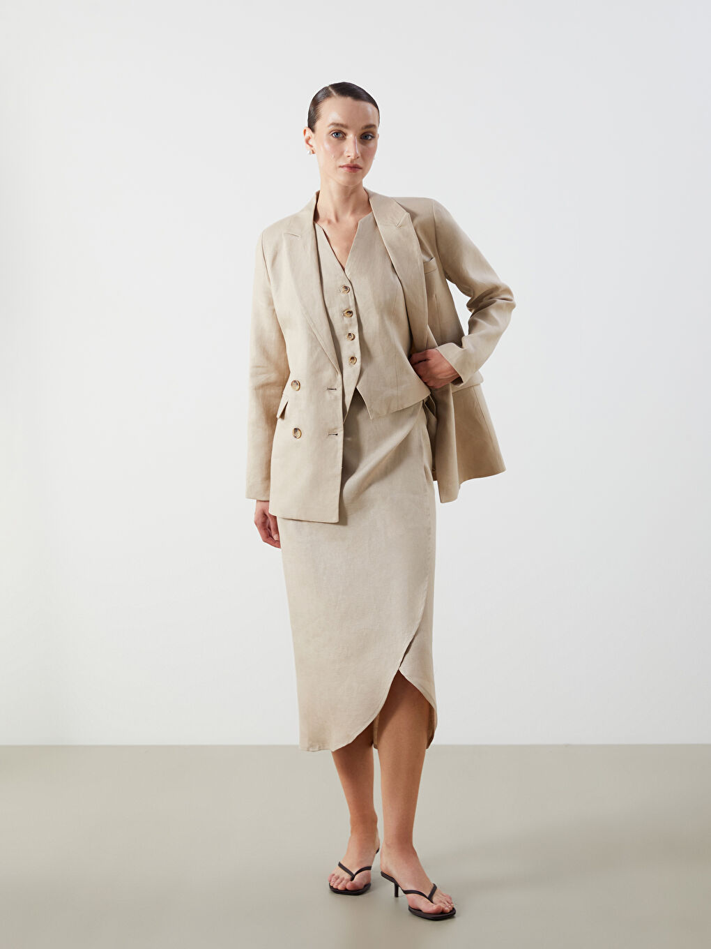 Bej Beli Lastikli %100 Keten Etek