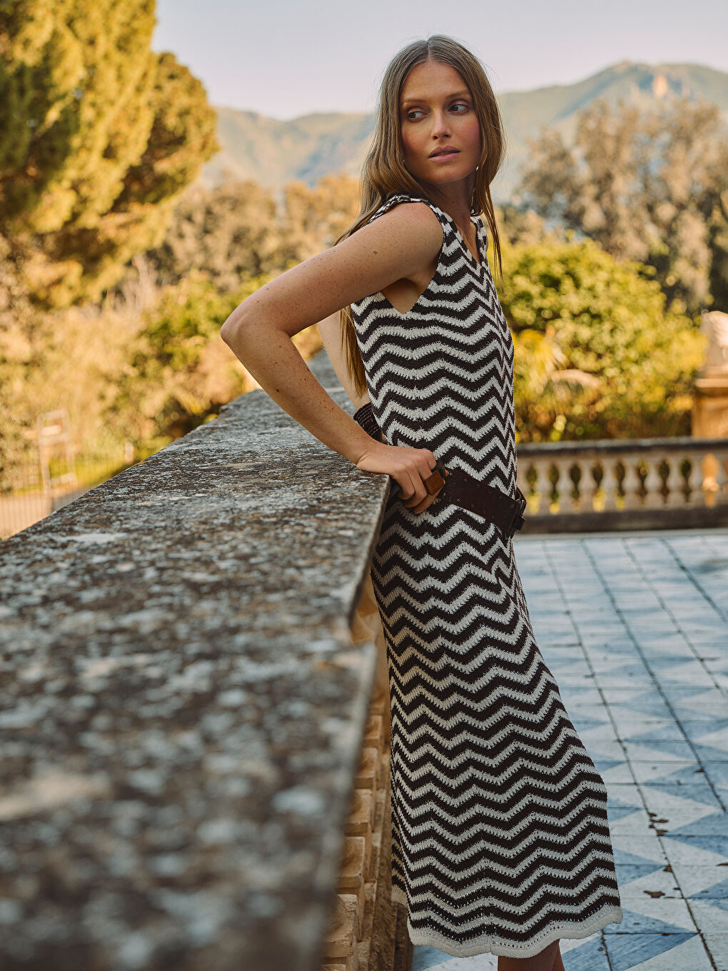 V-Neck Striped Knit Dress -S5P644Z8-LEW