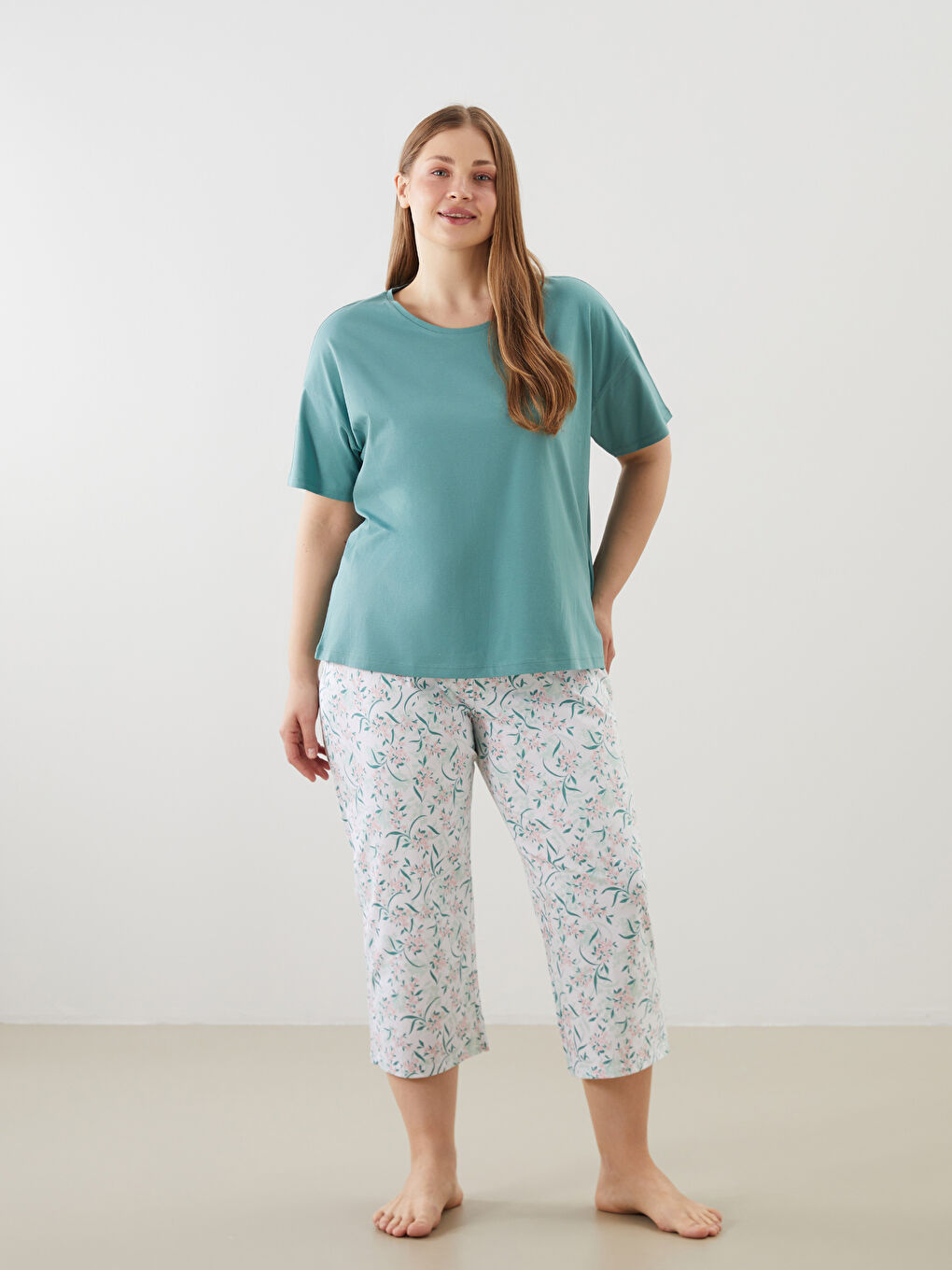 Yeşil Bisiklet Yaka Kadın Büyük Beden Pijama Üstü-1