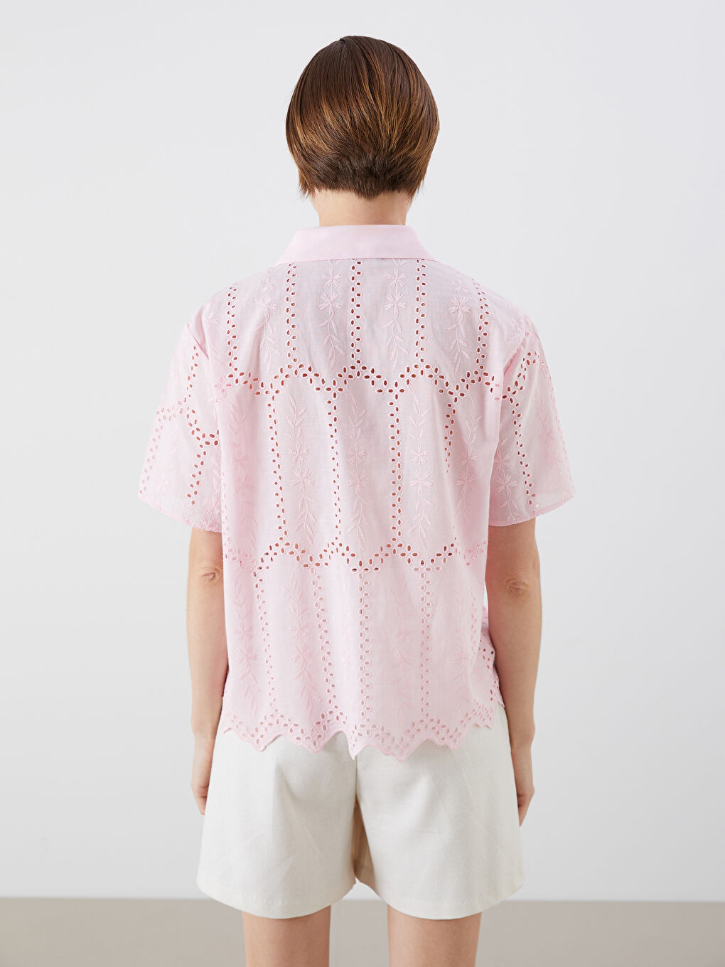 Pembe Ajurlu Brode Kadın Gömlek-3