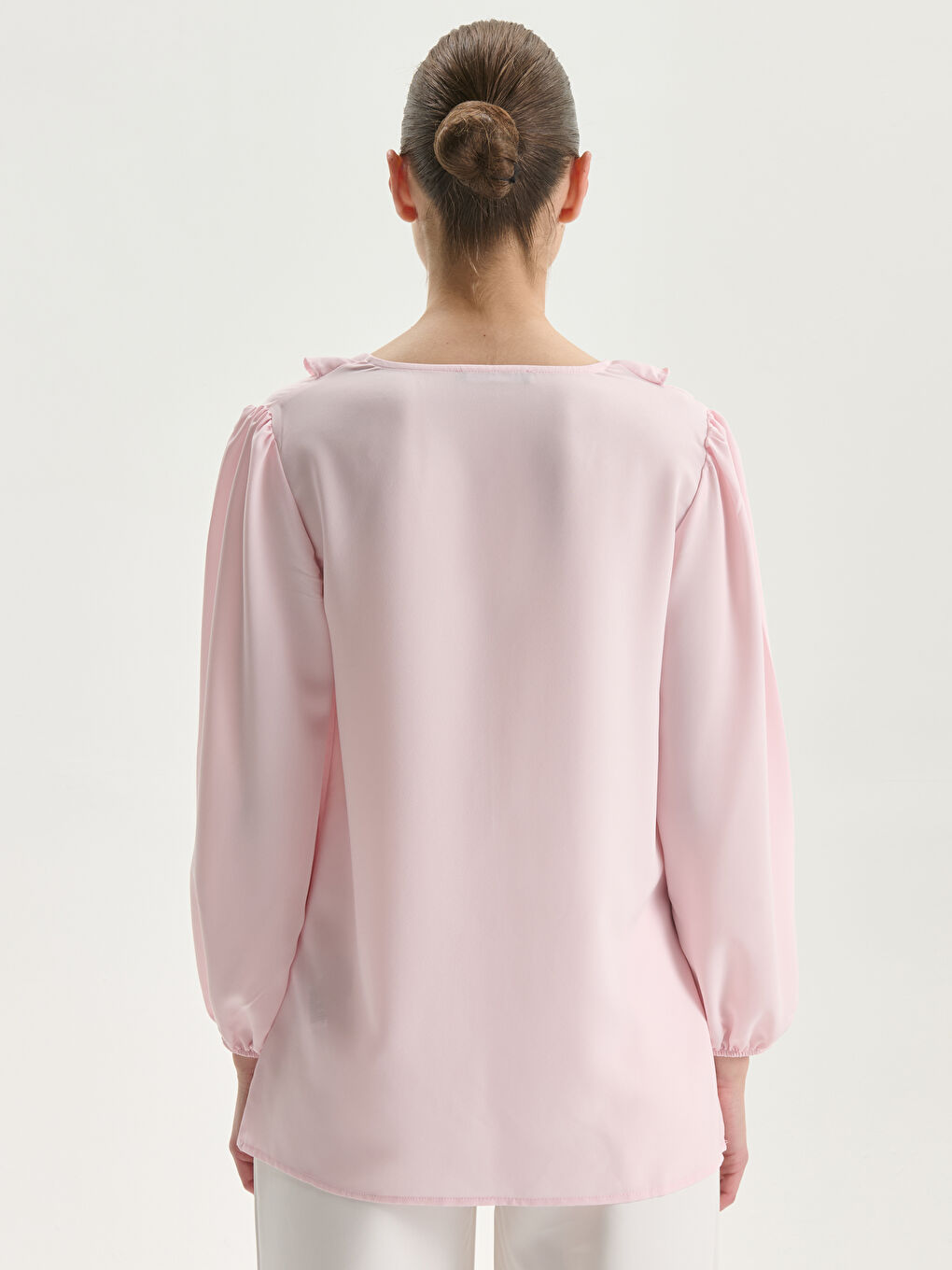 Blouse à Volants avec Encolure en V-3