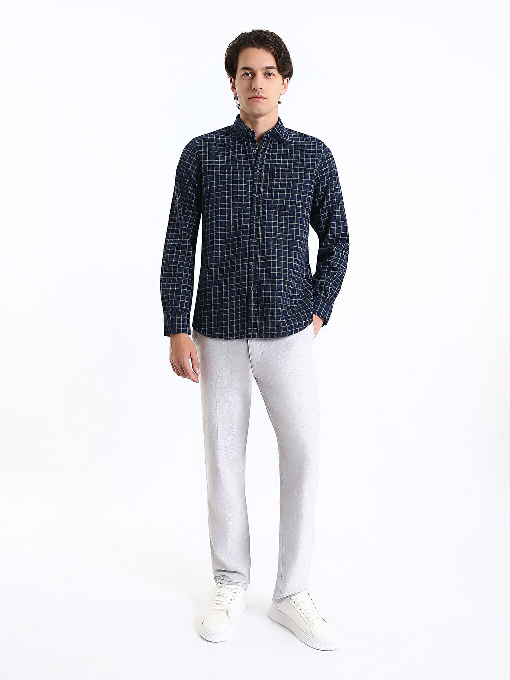 Standard Fit Twill Men's Trousers