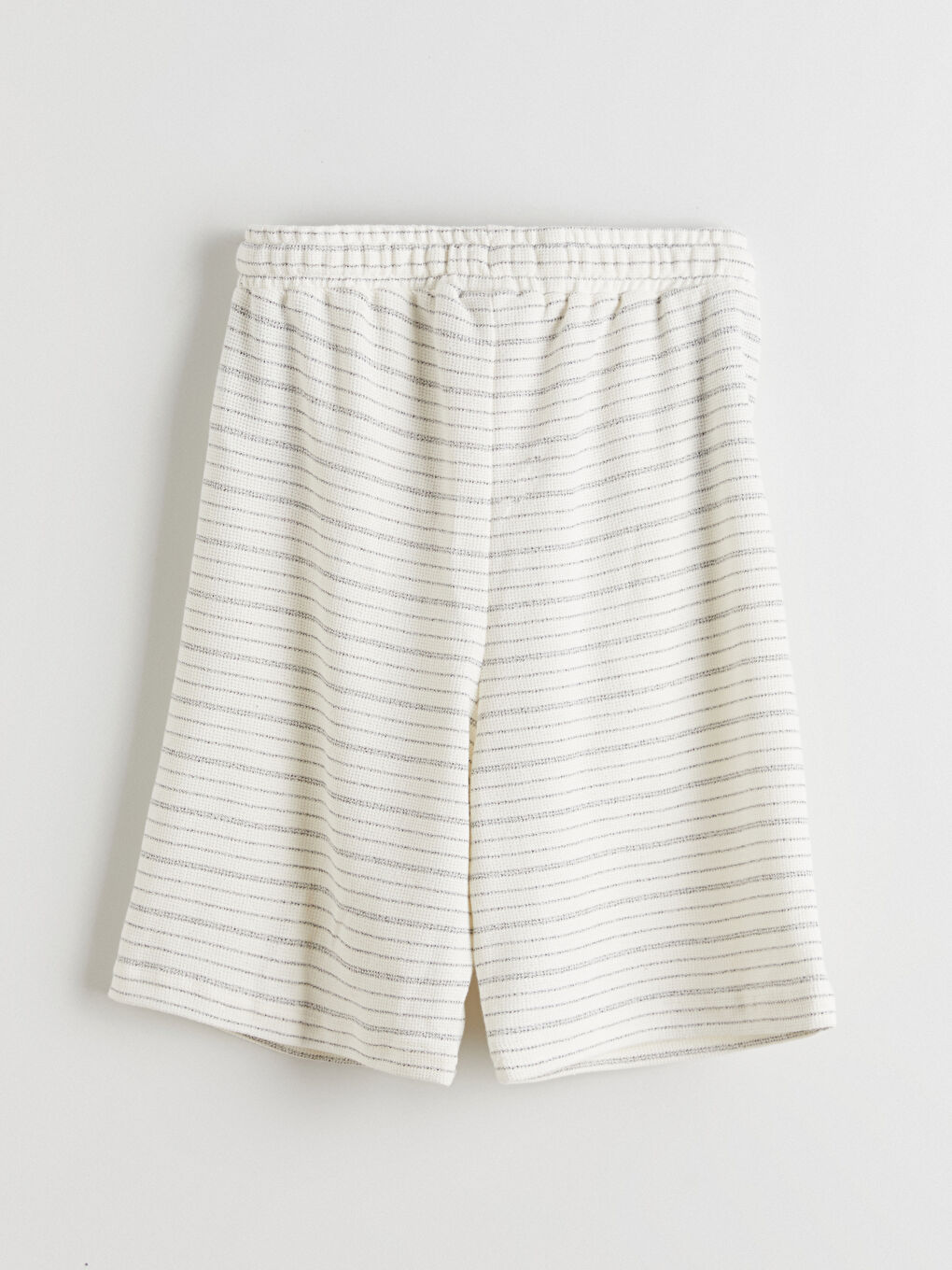 Ekru Beli Lastikli Çizgili Erkek Çocuk Şort-2