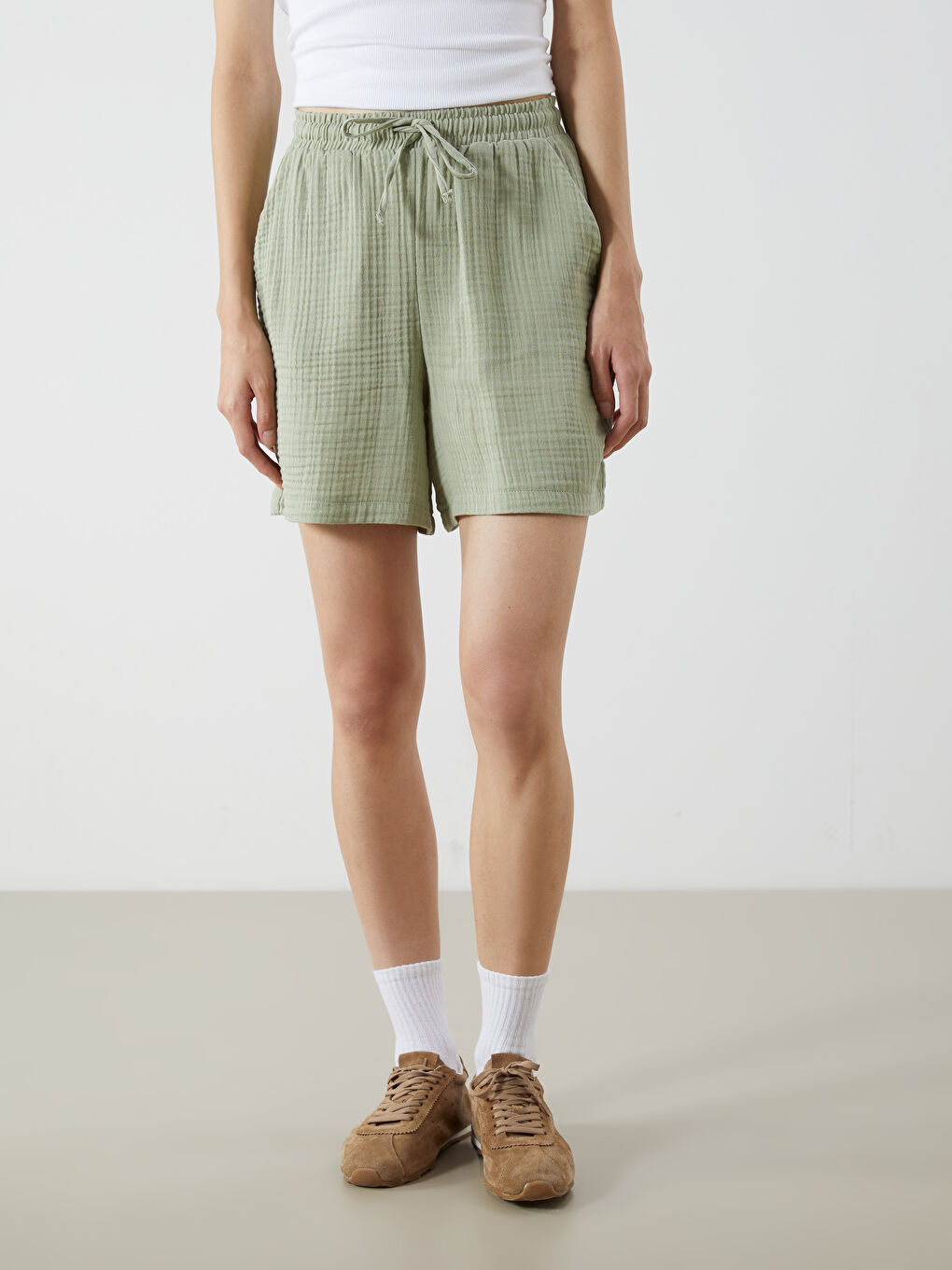 Woman KHAKI Shorts -S5P866Z8-Z1B