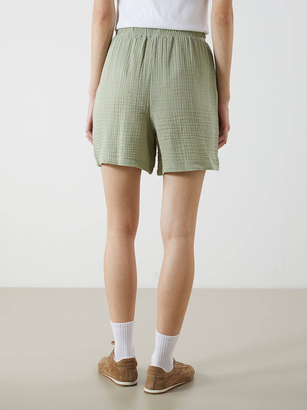 Woman KHAKI Shorts -S5P866Z8-Z1B