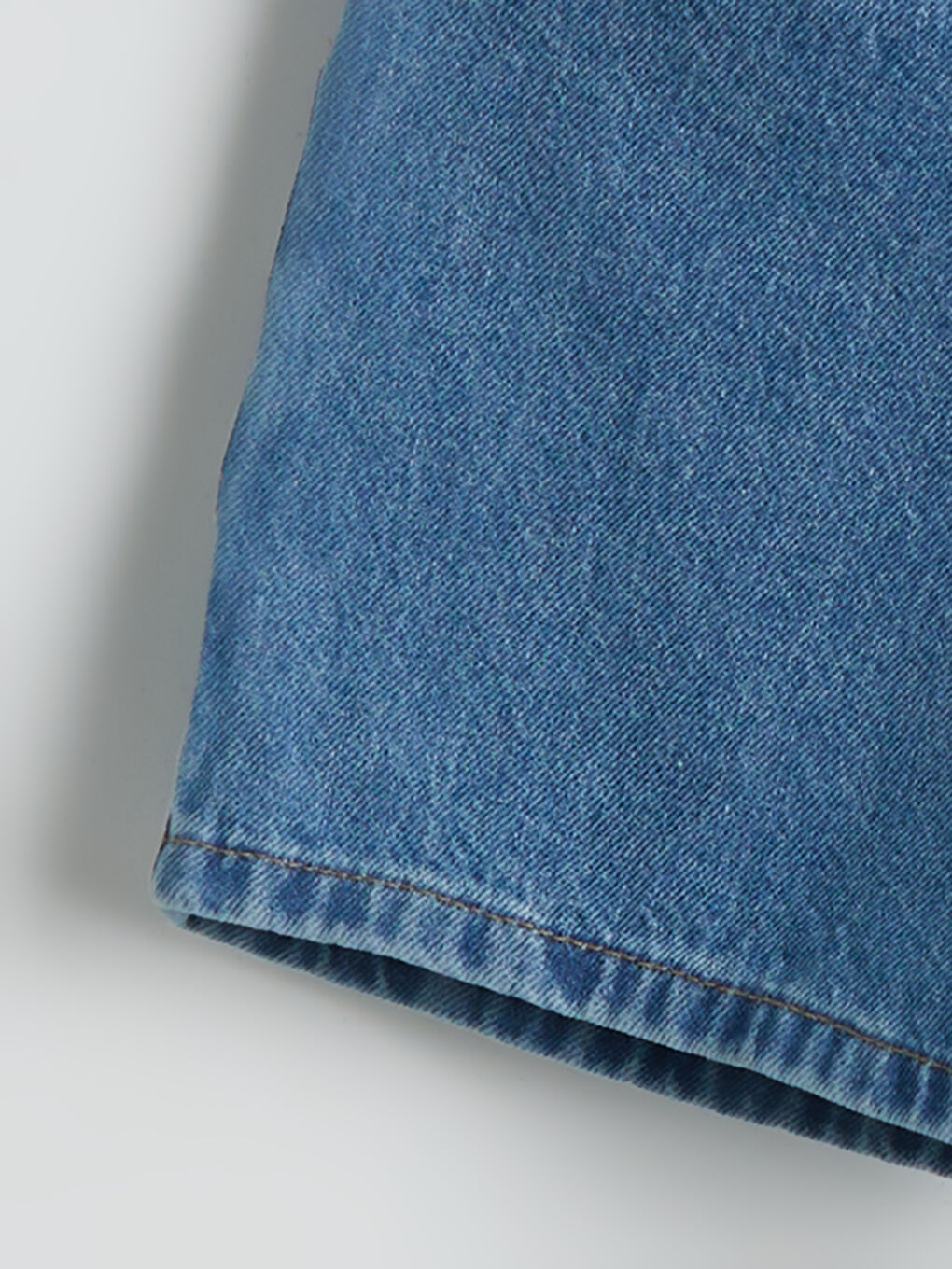 LCW Kids Indigo Beli Lastikli Erkek Çocuk Jean Şort - 1