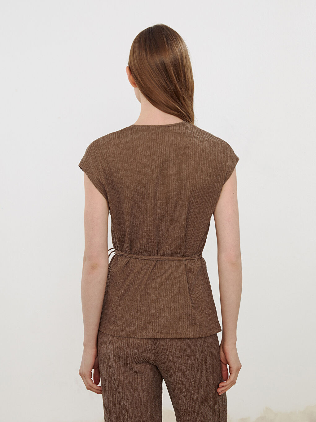 Kahverengi Kruvaze Yaka Dokulu Bluz-3