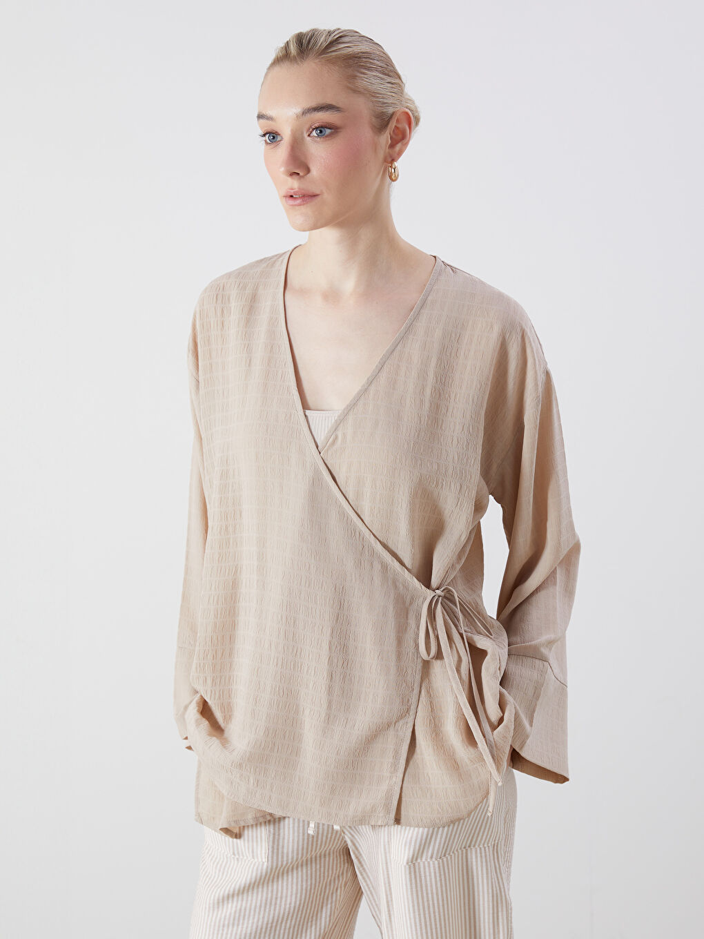 Kimono Texturé à Double Boutonnage pour Femmes