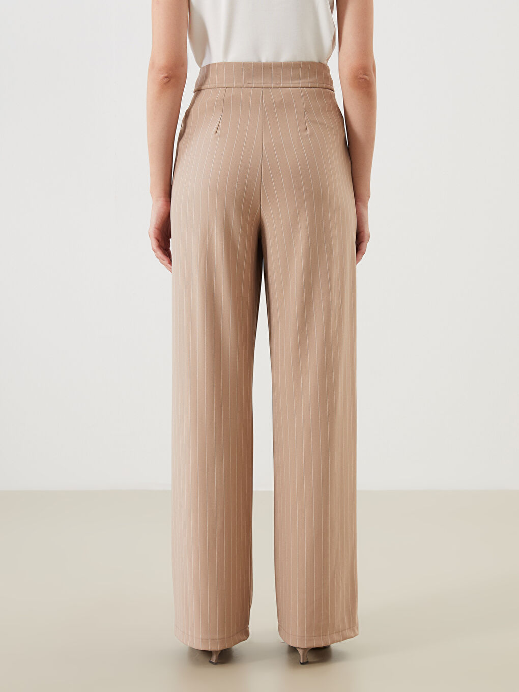 Woman BEIGE Trousers -S5P941Z8-ELZ