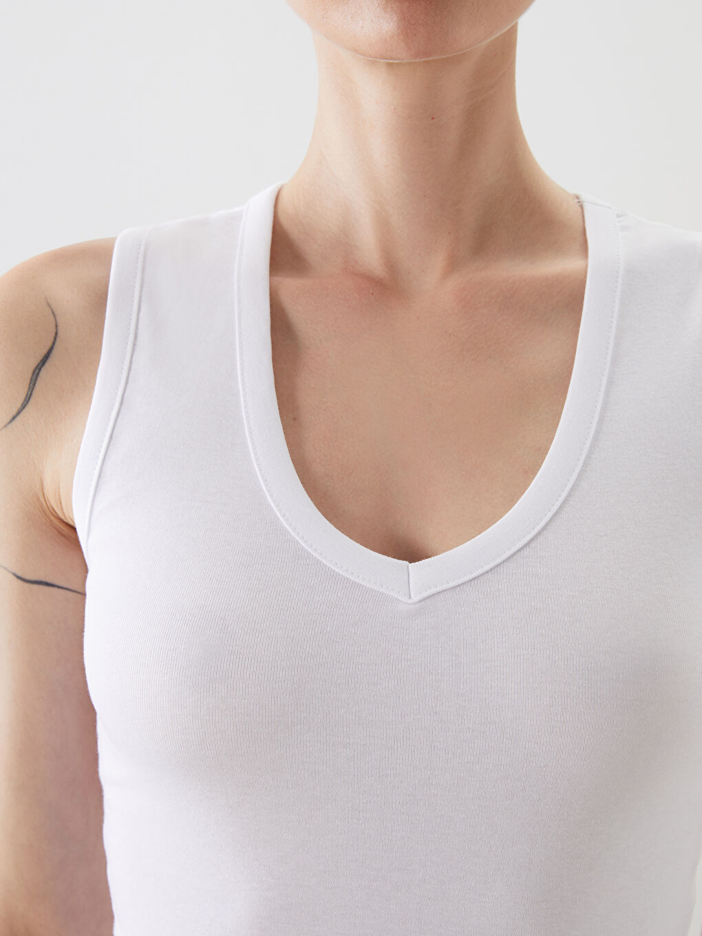 LCW Vision V Neck Women's Tank Top -S5P976Z8-Q6K
