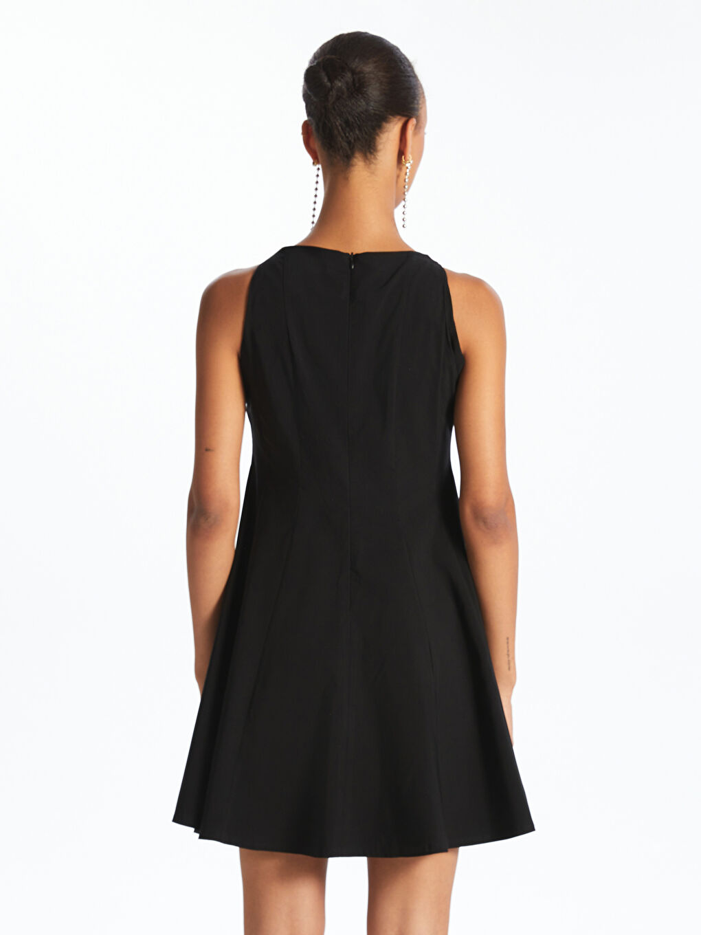 Halter Neck Peplum Mini Dress-3