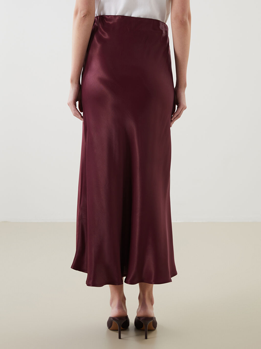 LCWAIKIKI Classic Bordo Beli Lastikli Saten Etek - 3