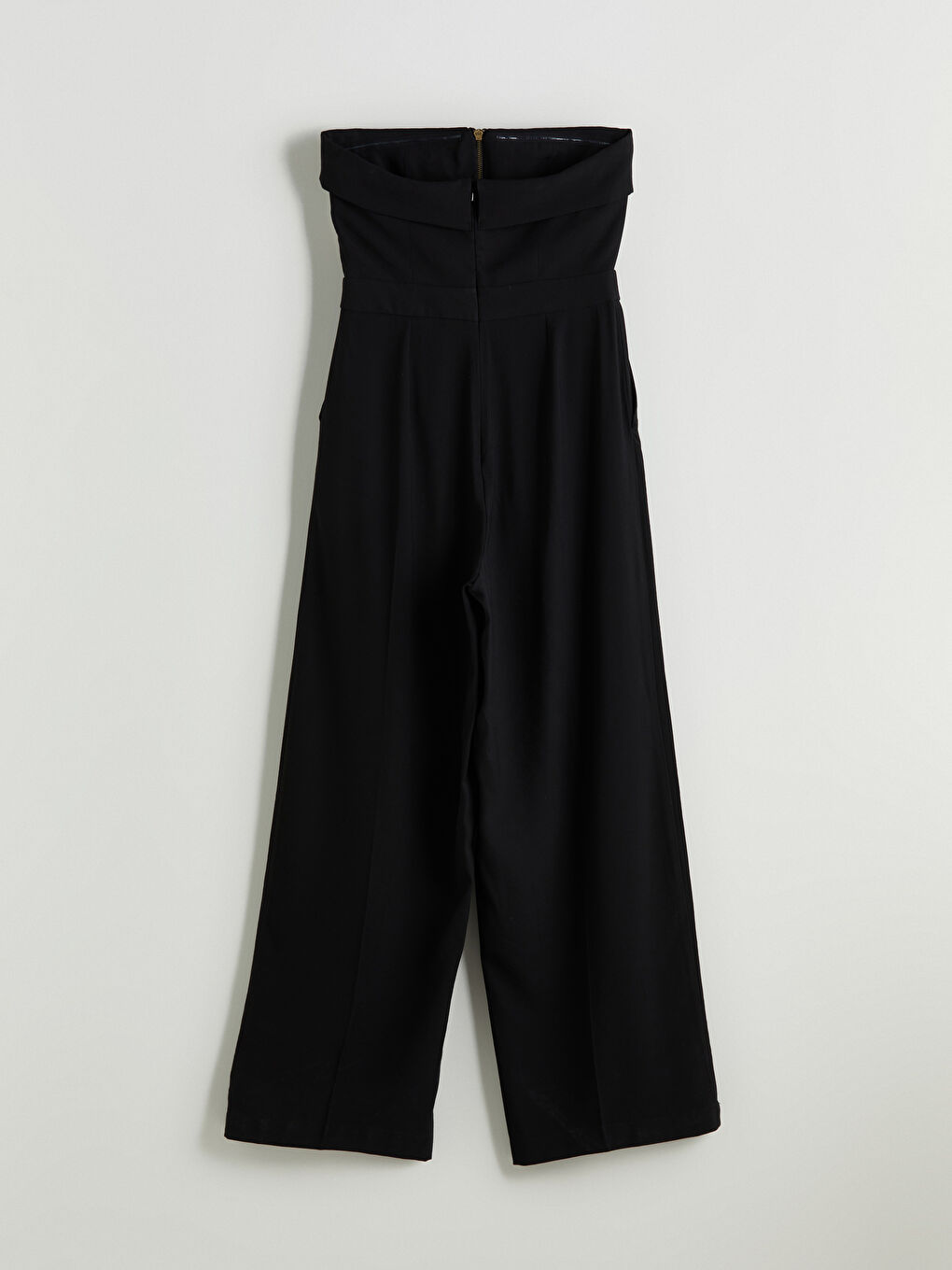 Siyah Straplez Yaka Kadın Pileli Tulum-5