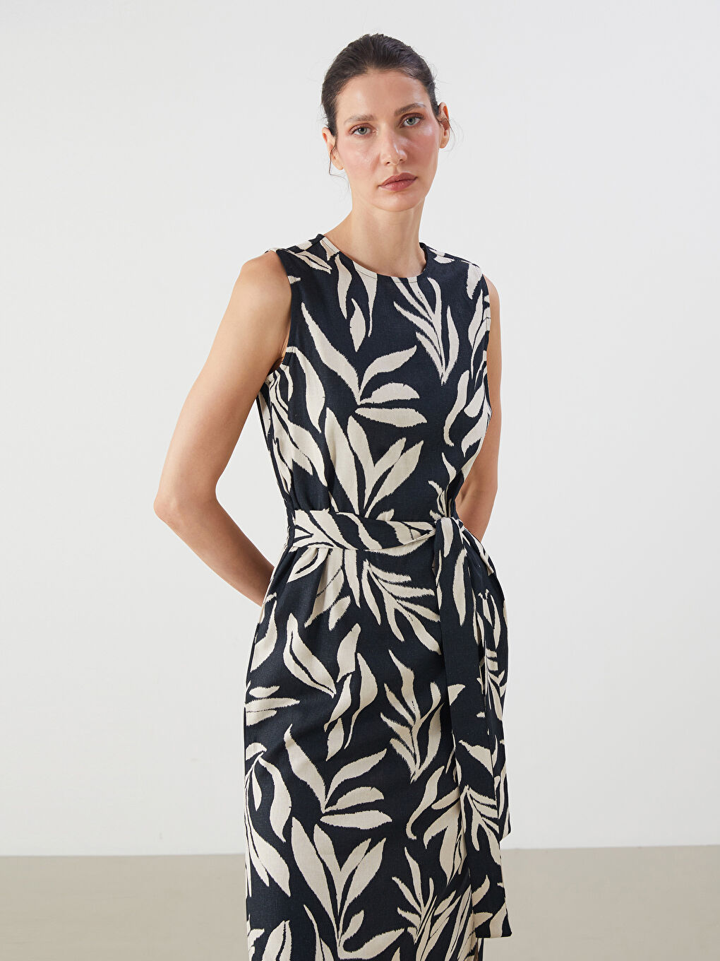 LCWAIKIKI Classic Woman BLACK Dress -S5PC27Z8-LQJ