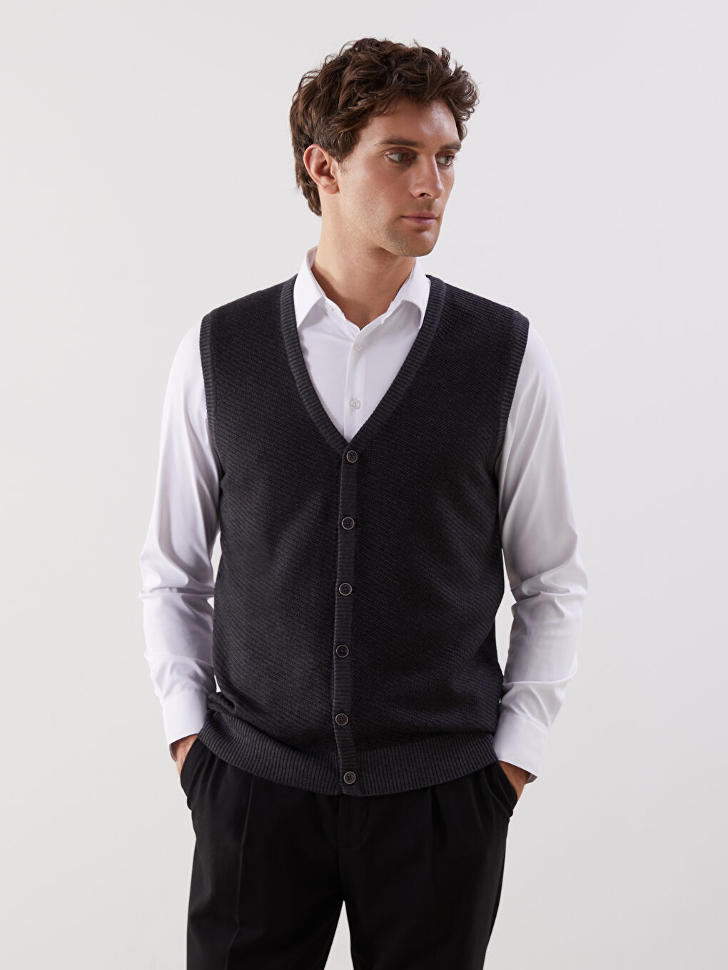 Antrasit Standart Kalıp V Yaka Erkek Triko Yelek