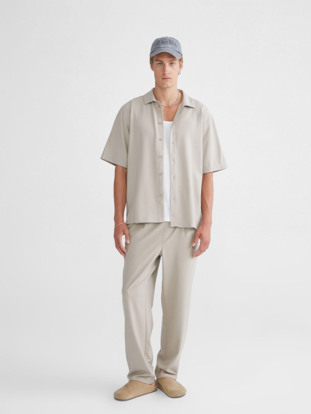 Bej Standart Kalıp Erkek Pantolon