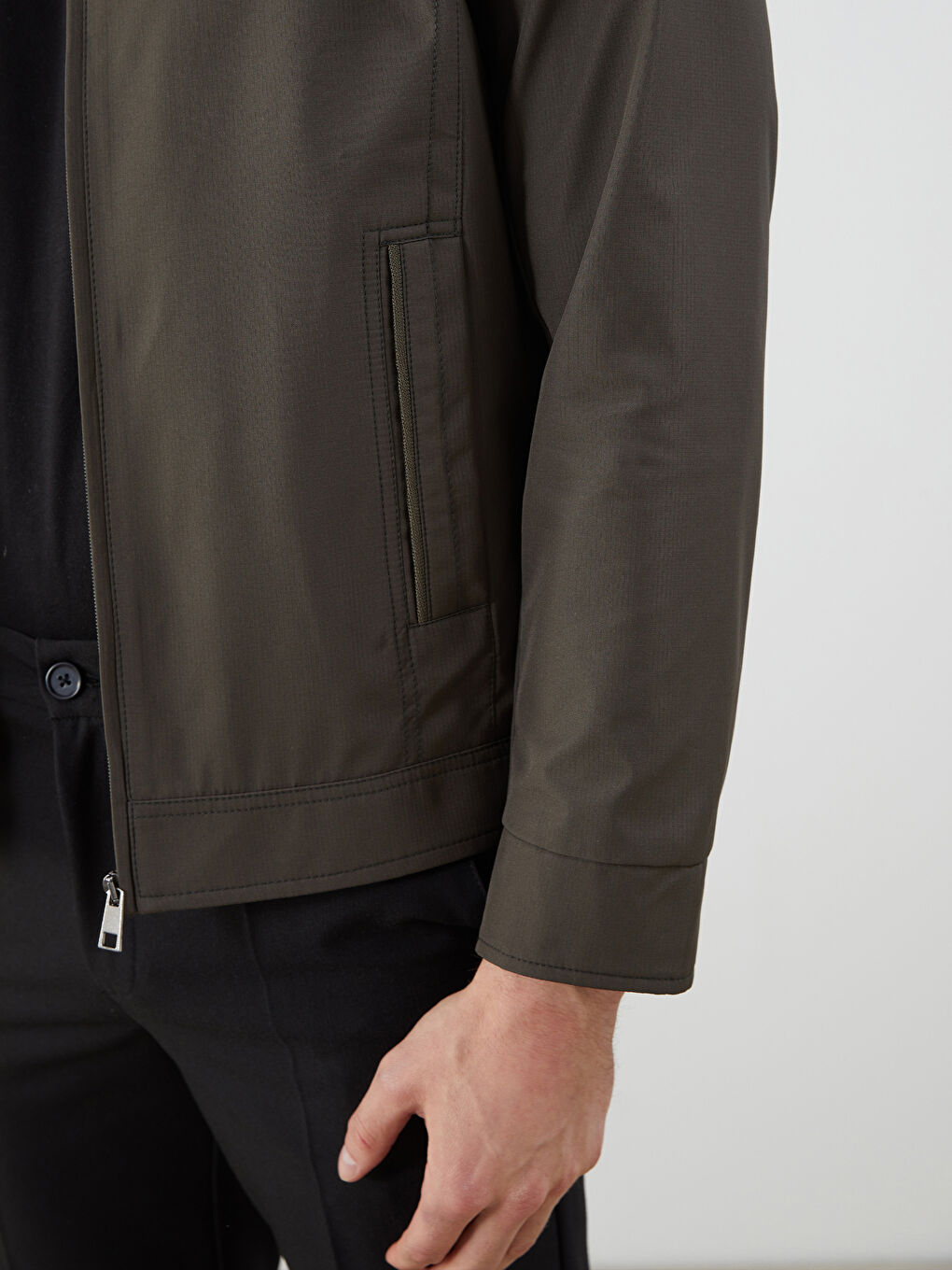 Haki Standart Kalıp Dik Yaka Erkek Mont-2