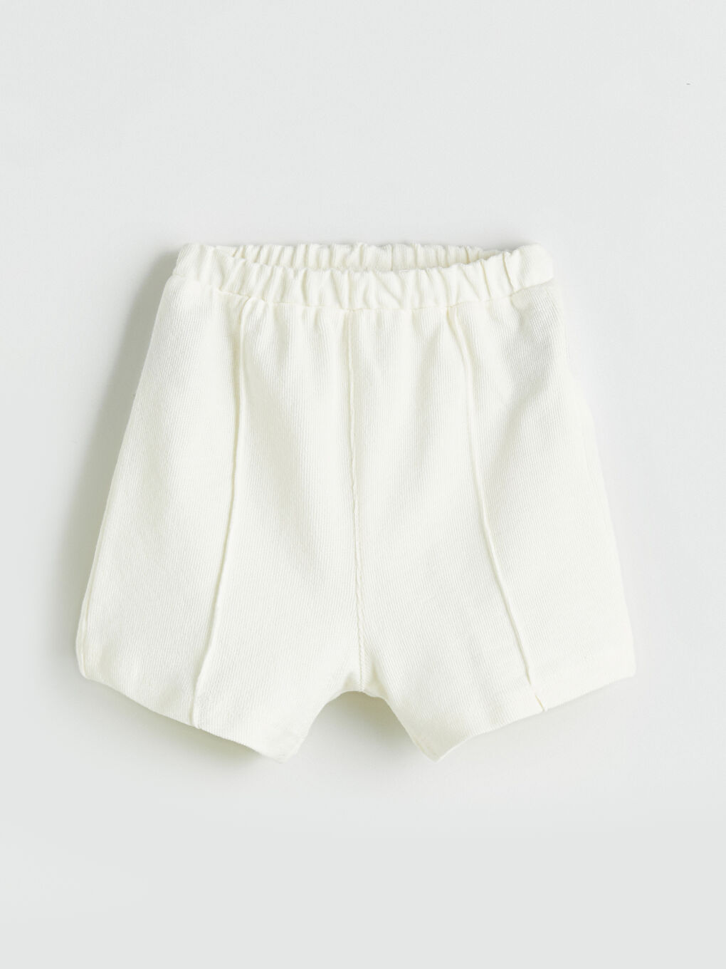 Bej Beli Lastikli Basic Erkek Bebek Şort