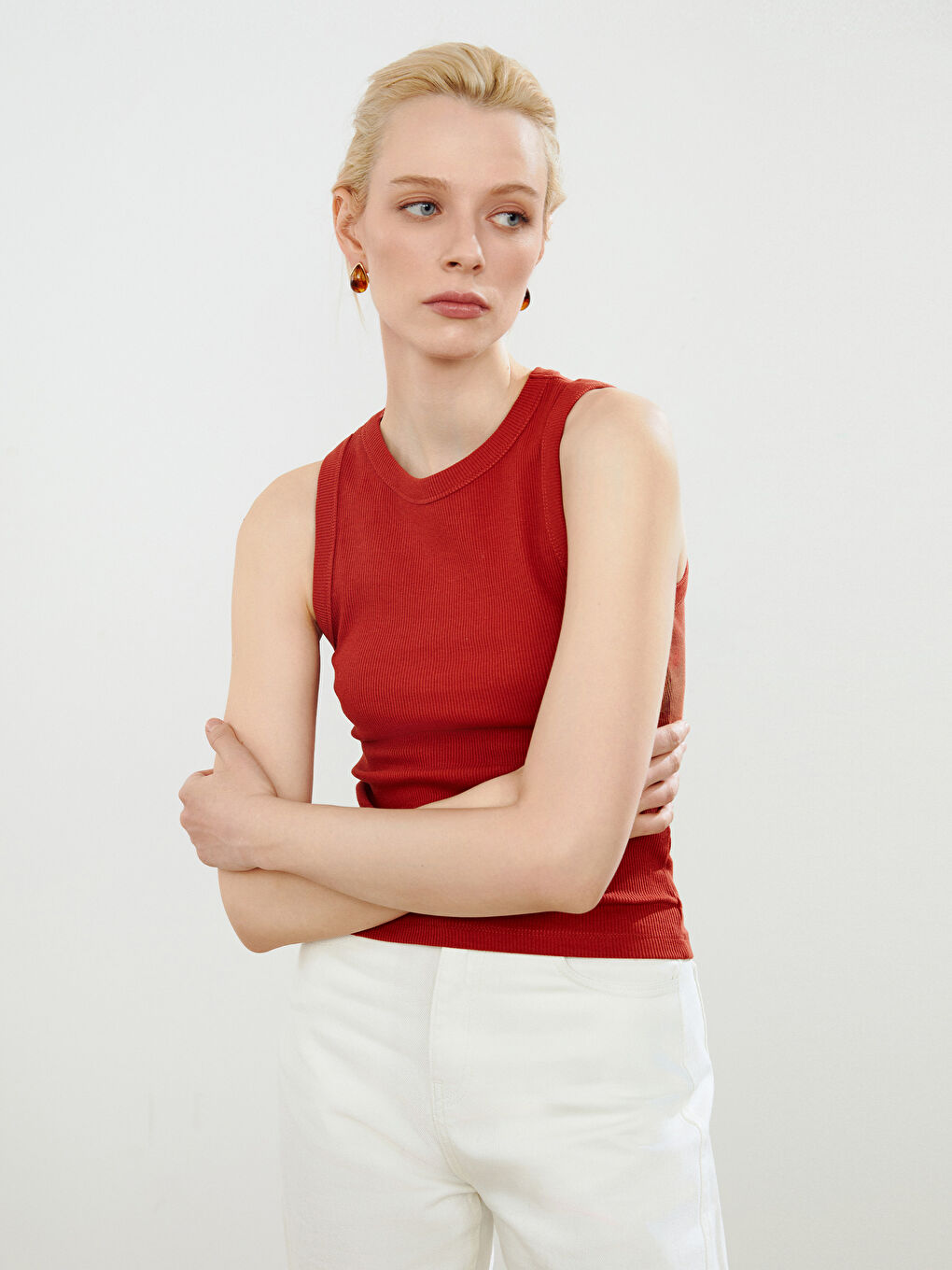 Kahverengi Bisiklet Yaka Kadın Atlet