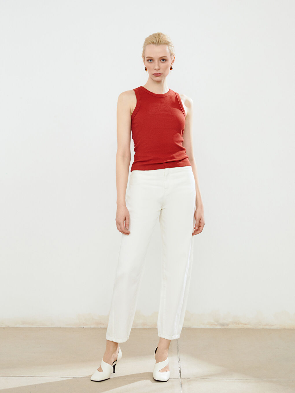 Kahverengi Bisiklet Yaka Kadın Atlet-1