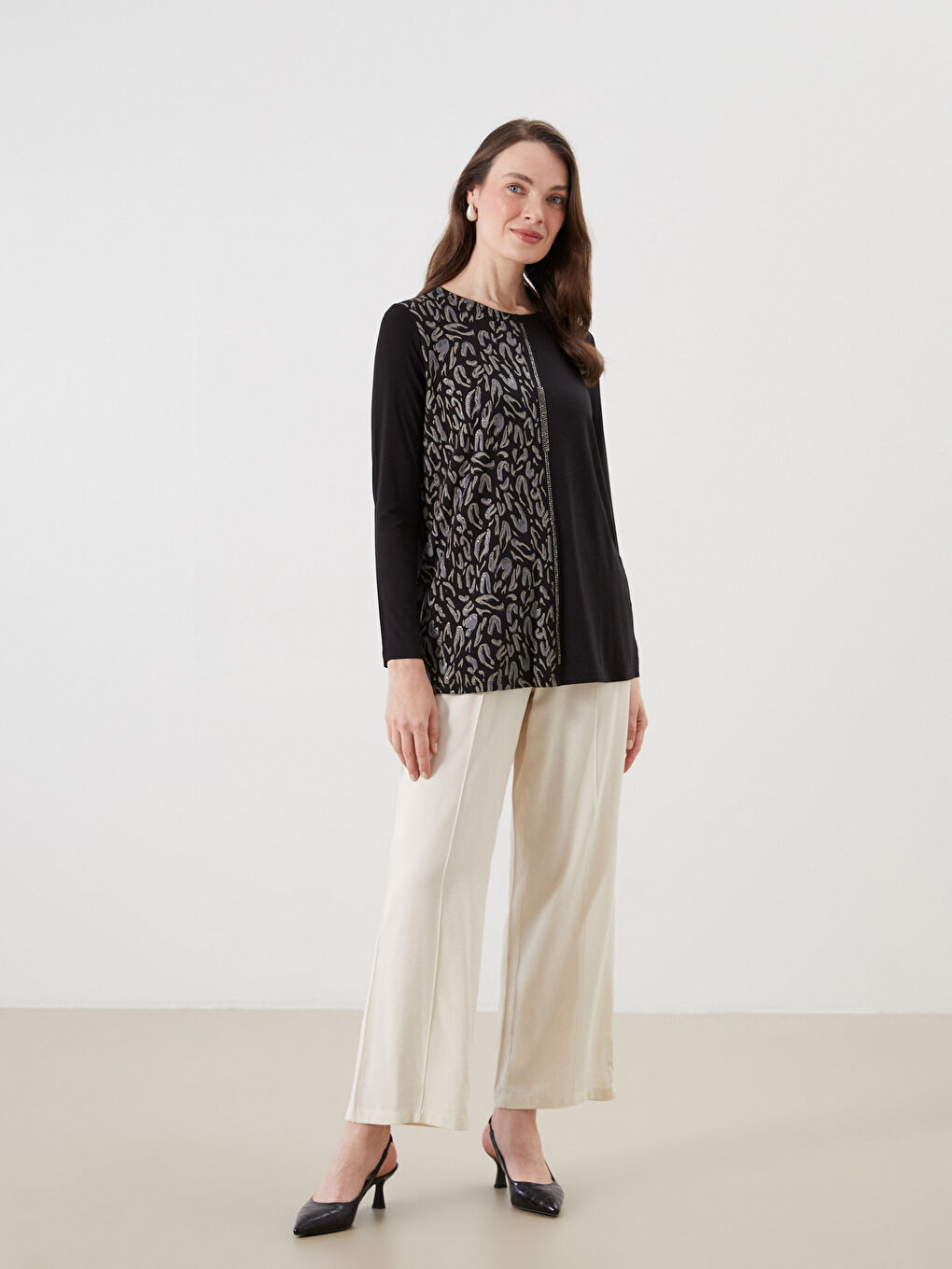 Siyah Bisiklet Yaka Desenli Bluz-1