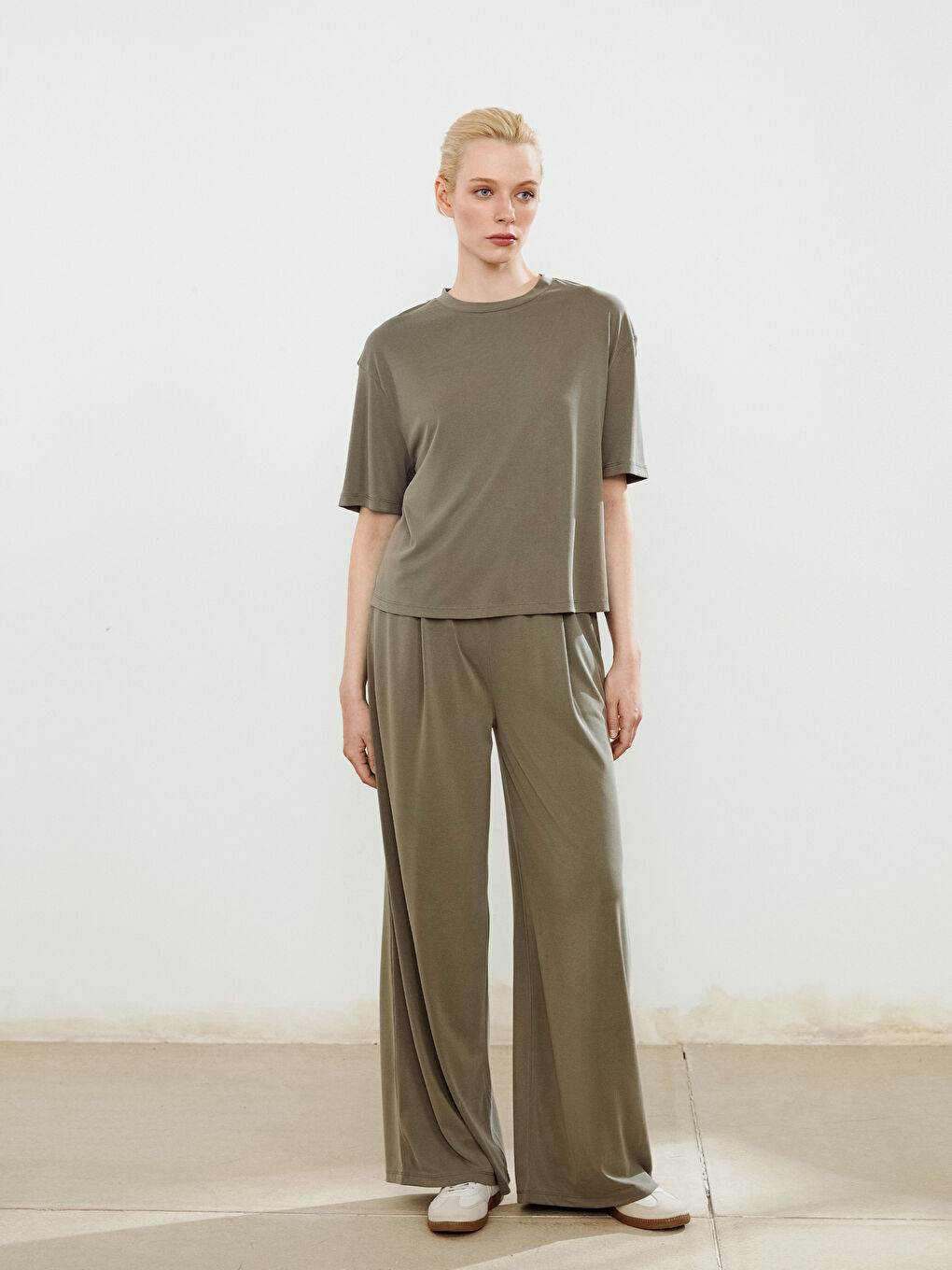 Haki Beli Lastikli Modal Karışımlı Kadın Eşofman Altı