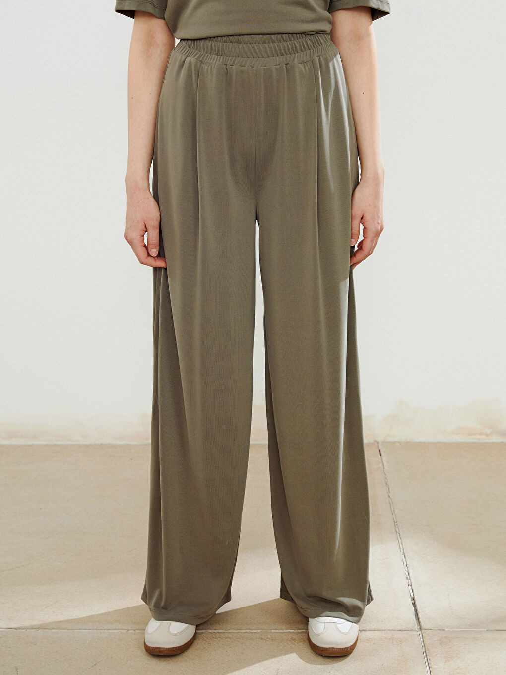 Haki Beli Lastikli Modal Karışımlı Kadın Eşofman Altı-1