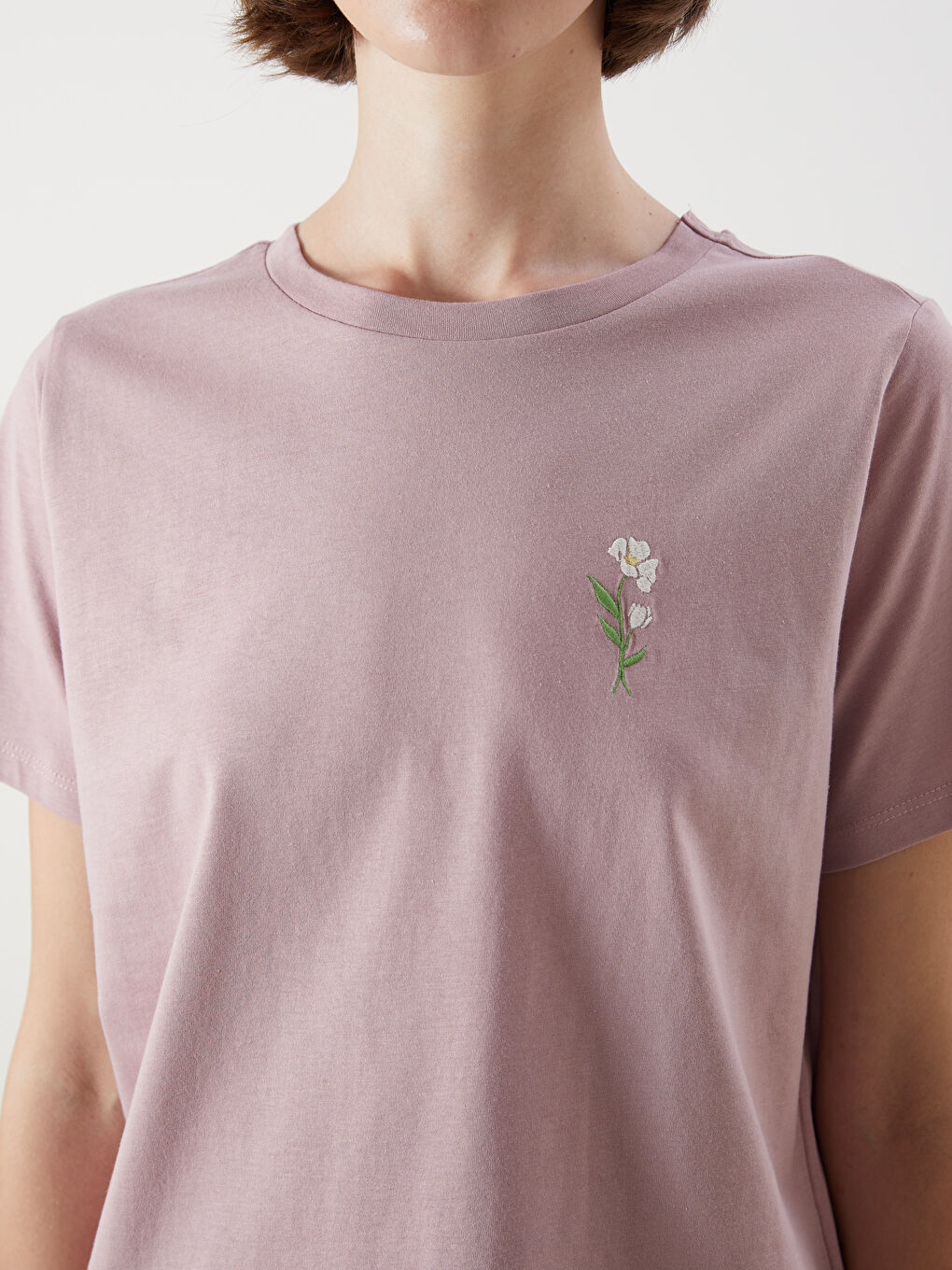 Crew Neck Floral Embroidered Women's T-Shirt -S5PF32Z8-GJR