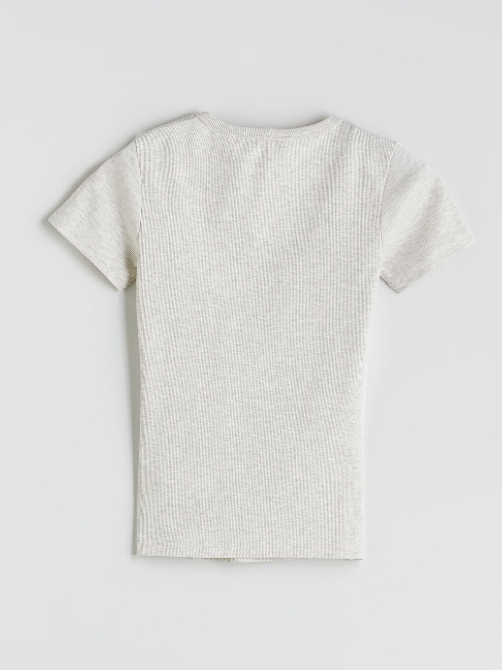 Beyaz Bisiklet Yaka Dokulu Kadın Tişört-5