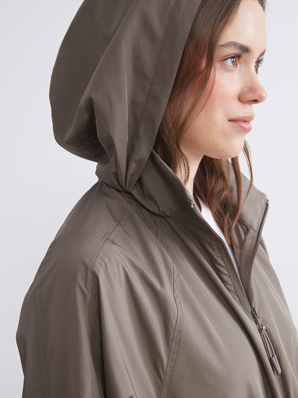 Bej Dik Yaka Oversize Kadın Yağmurluk-2