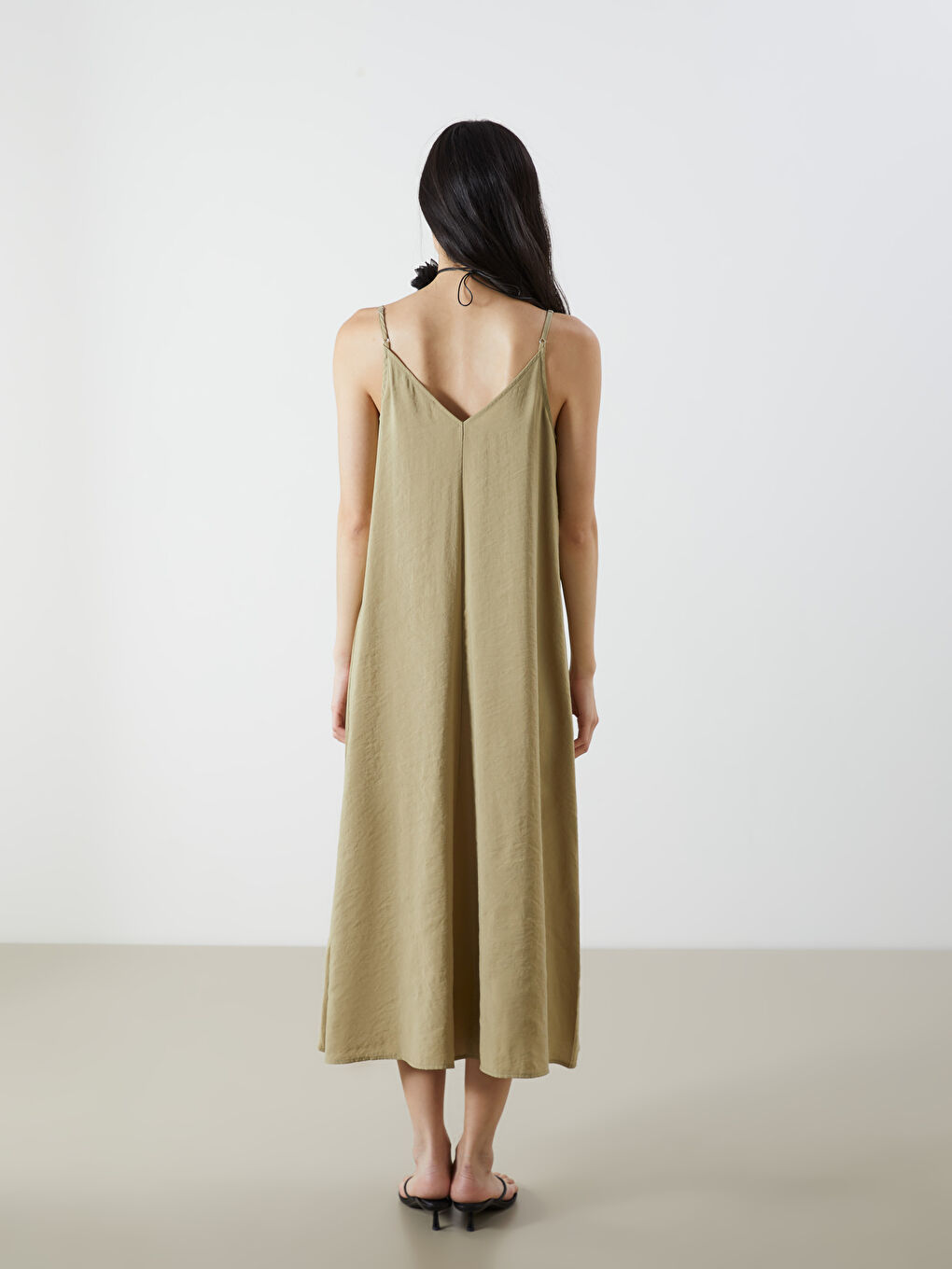 Haki V Yaka Modal Karışımlı Elbise-3