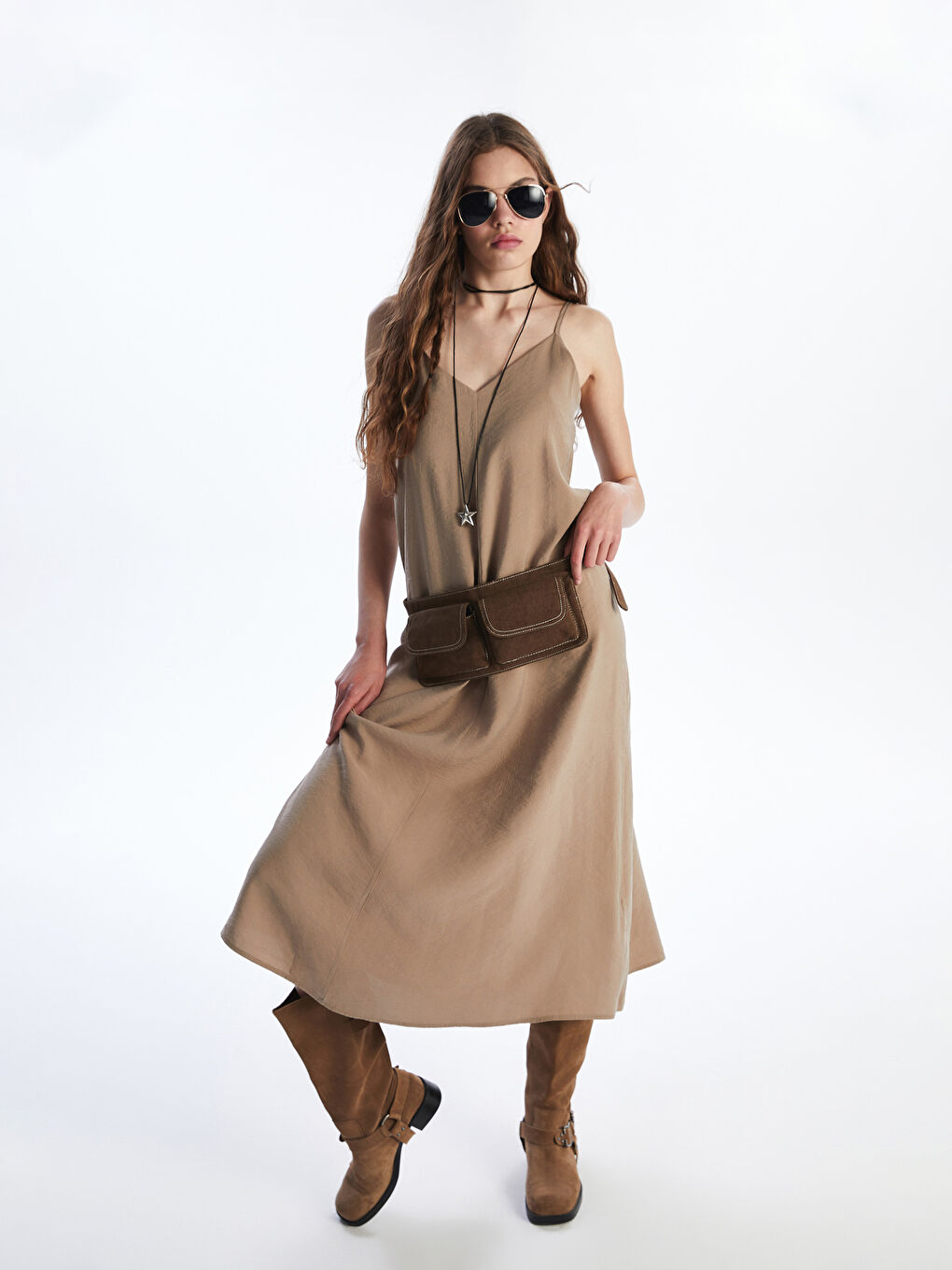 Kahverengi V Yaka Modal Karışımlı Elbise