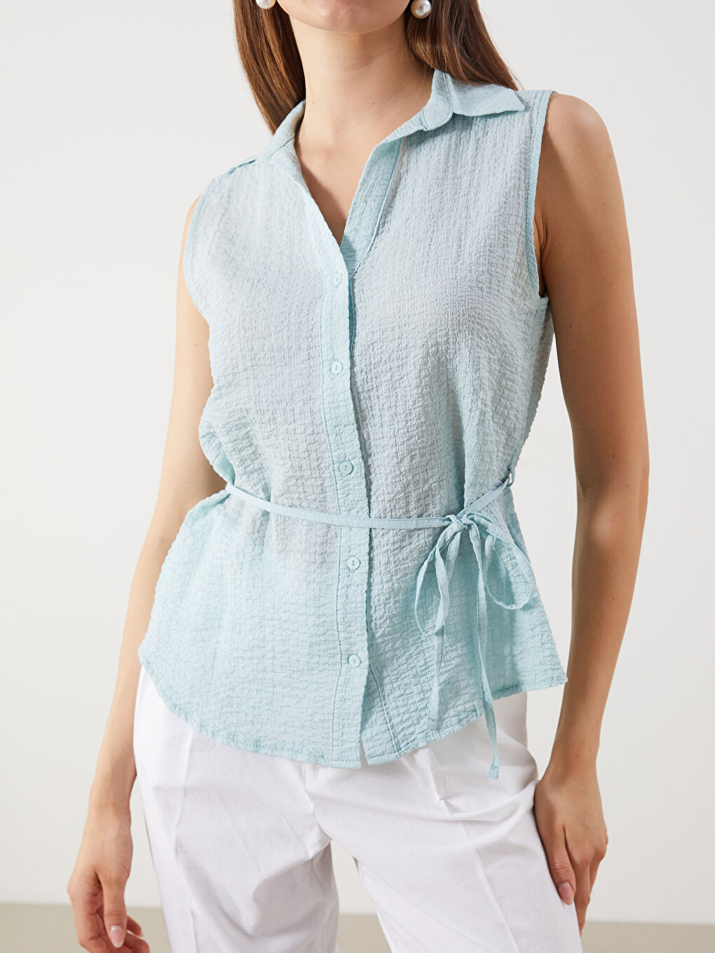 LCWAIKIKI Classic Textured Women's Shirt -S5PG79Z8-CSM