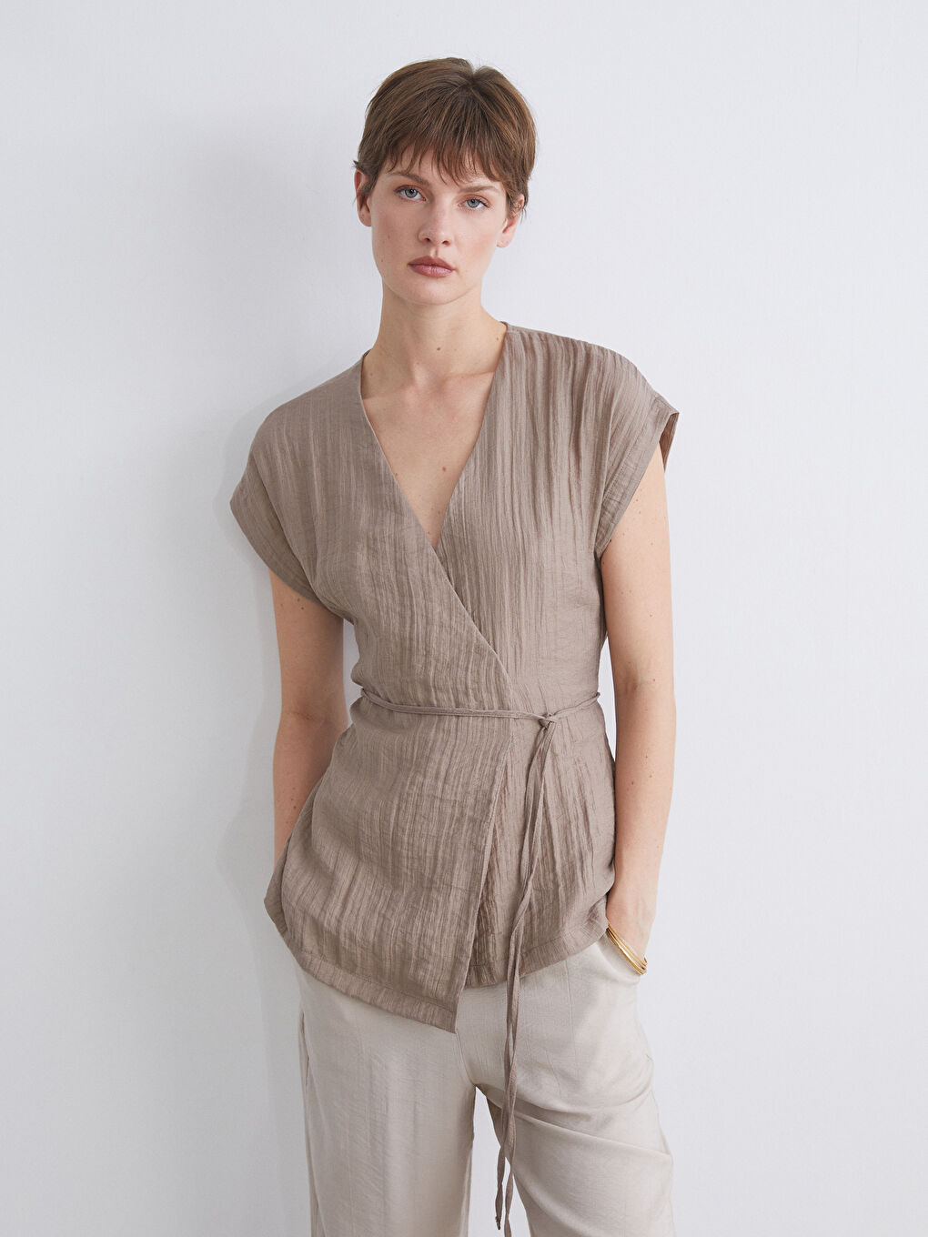 LCWAIKIKI Classic Double Breasted Textured Blouse -S5PG84Z8-ENE