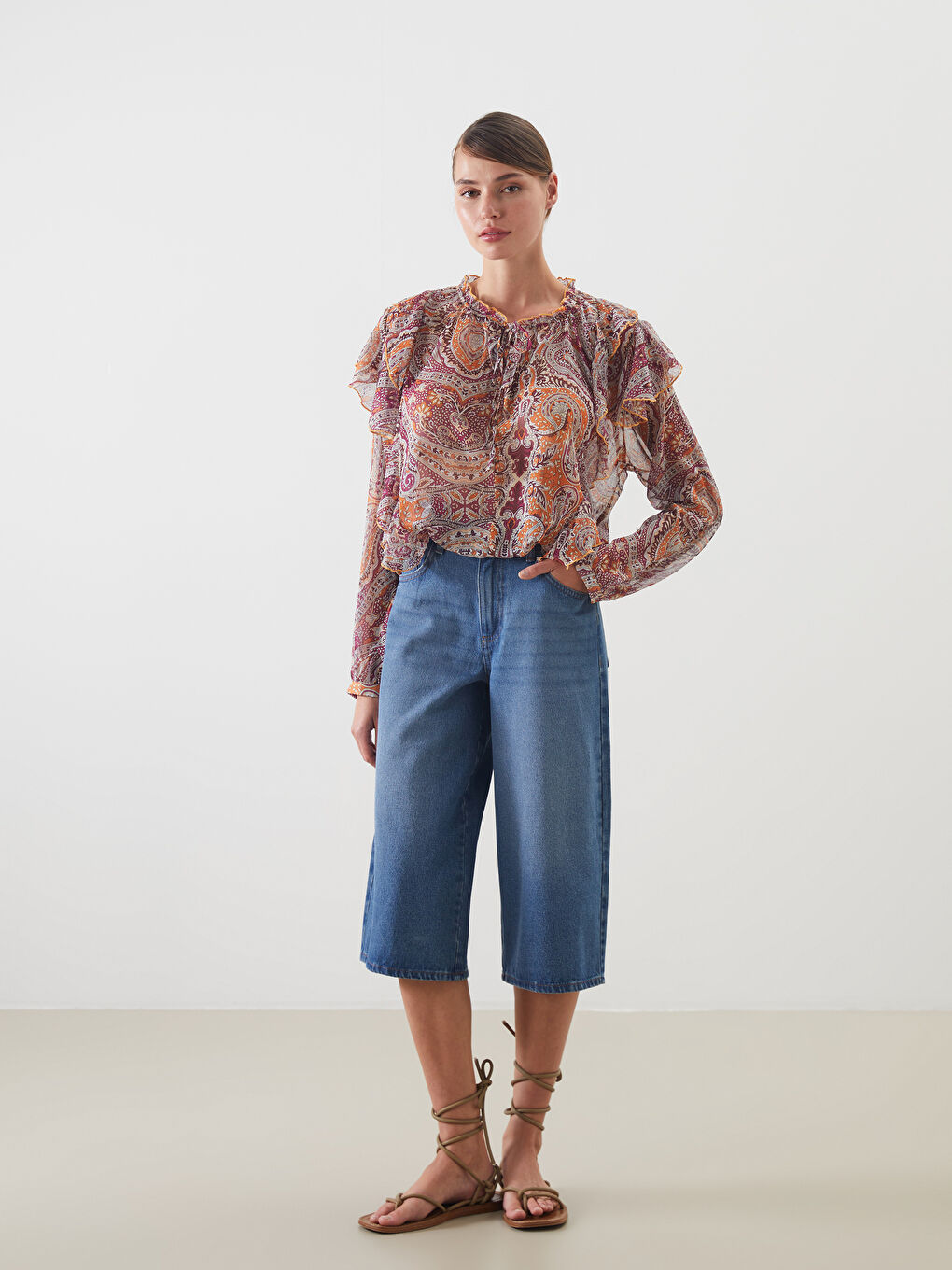 Turuncu Bağlamalı Yaka Desenli Bluz-1