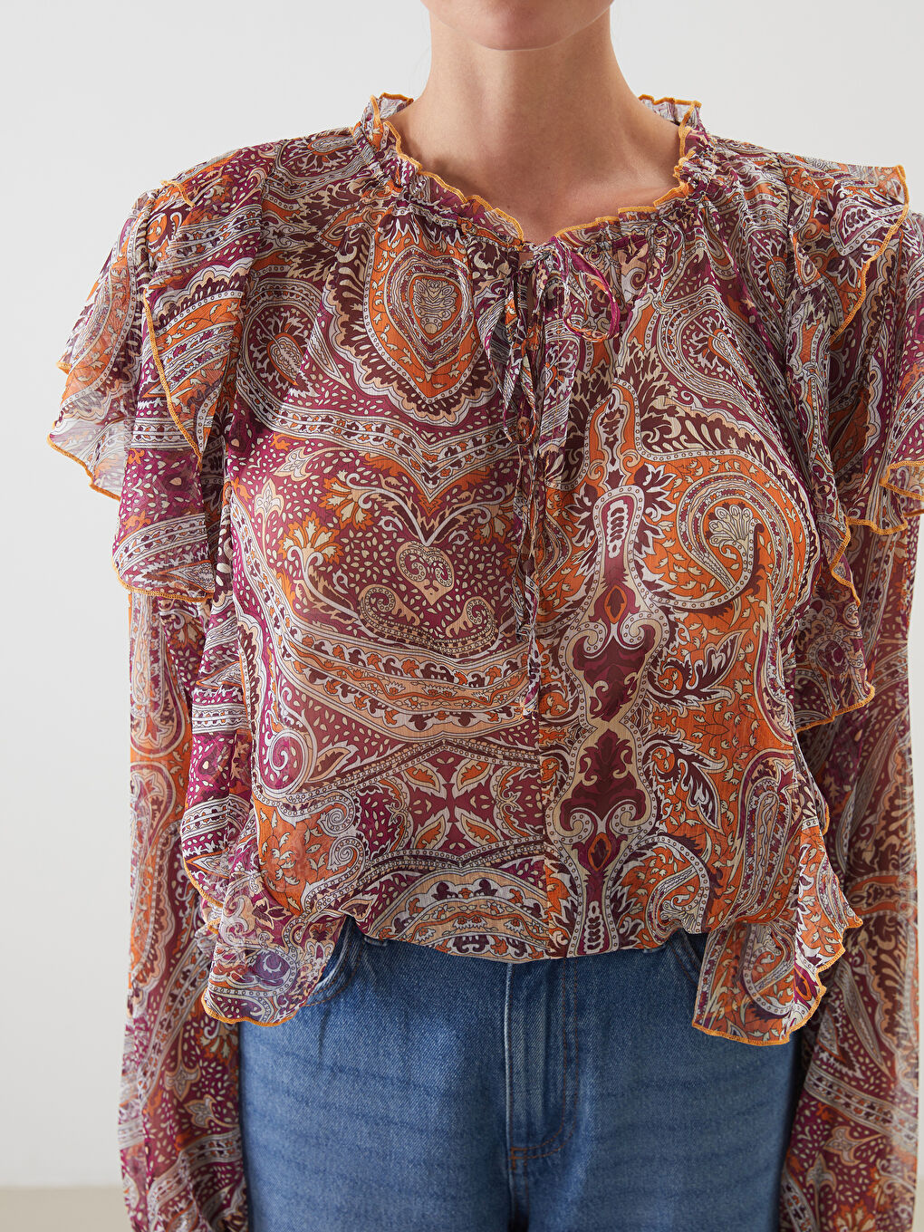 Turuncu Bağlamalı Yaka Desenli Bluz-2