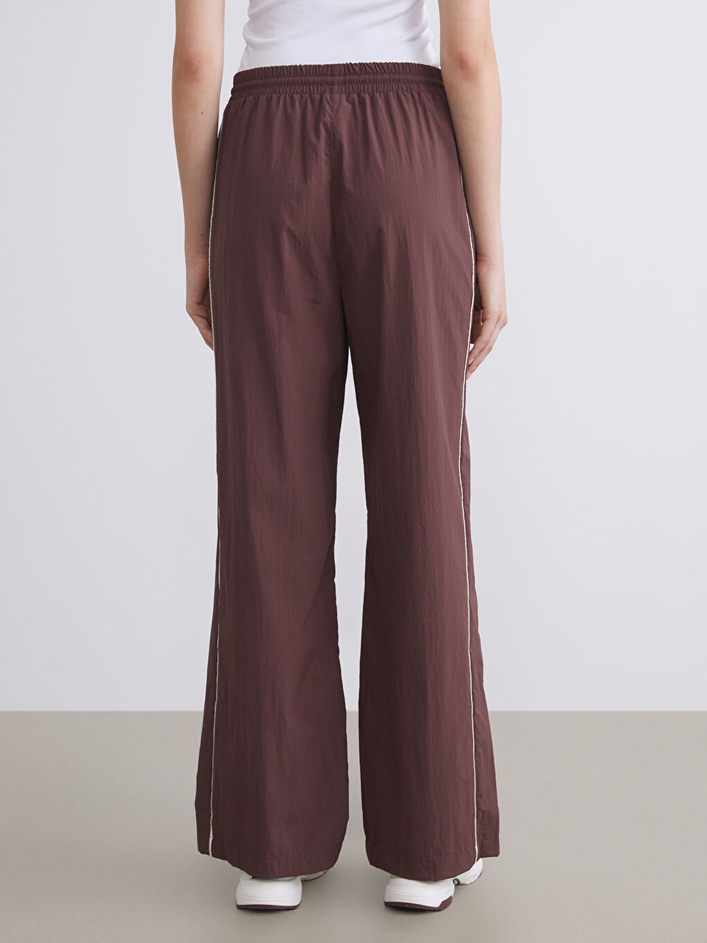 Elastic Waist Wide Leg Women's Trousers-3