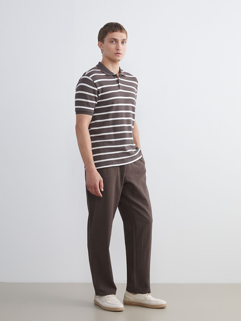 تیشێرت یه‌خه‌ی پۆڵۆ خەتخەت بۆ پیاوان-2