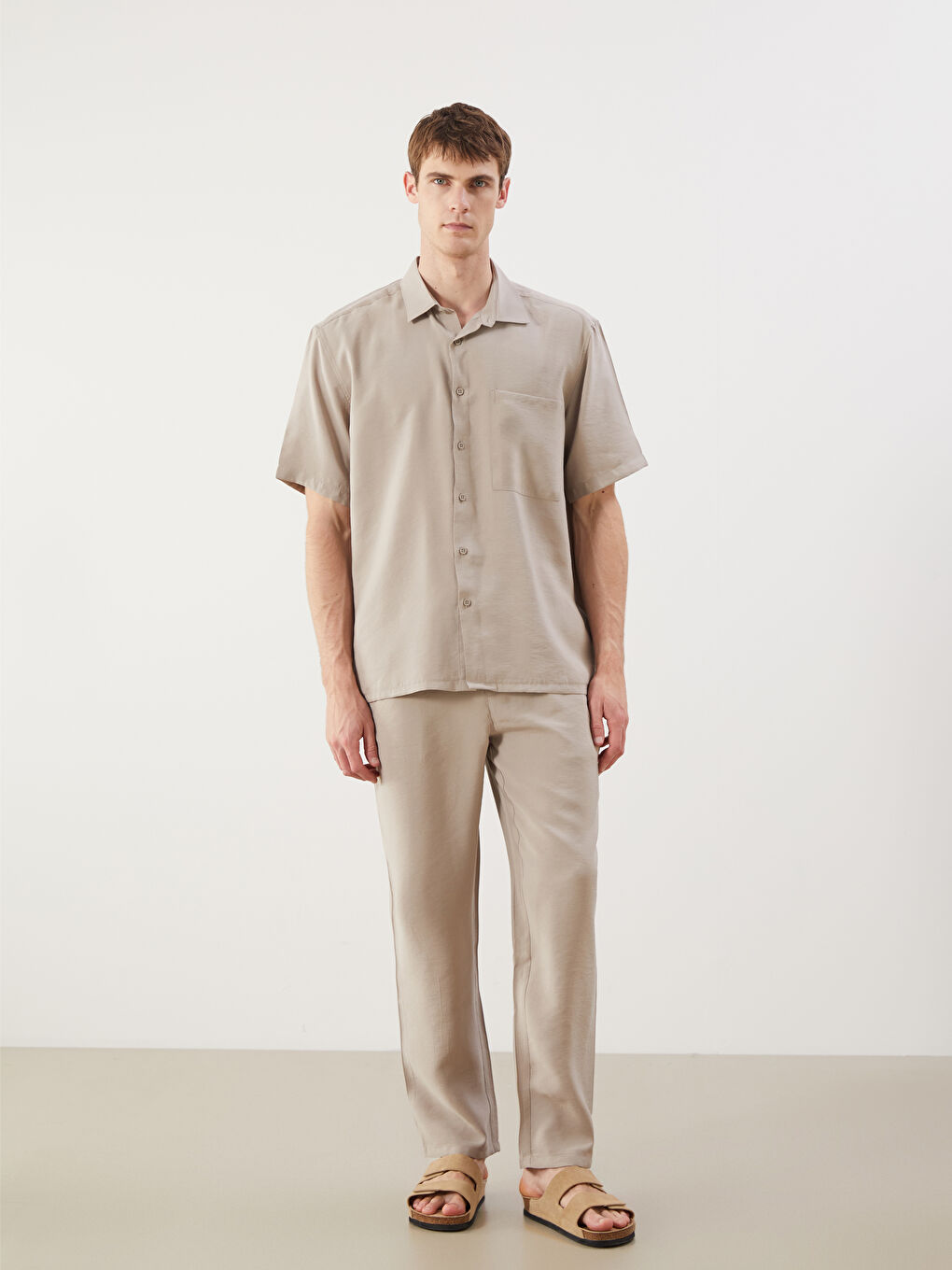 Bej Regular Fit Kısa Kollu Armürlü Erkek Gömlek-1