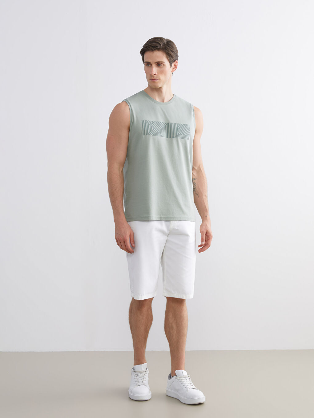 Yeşil Bisiklet Yaka Baskılı Erkek Kolsuz Tişört-2