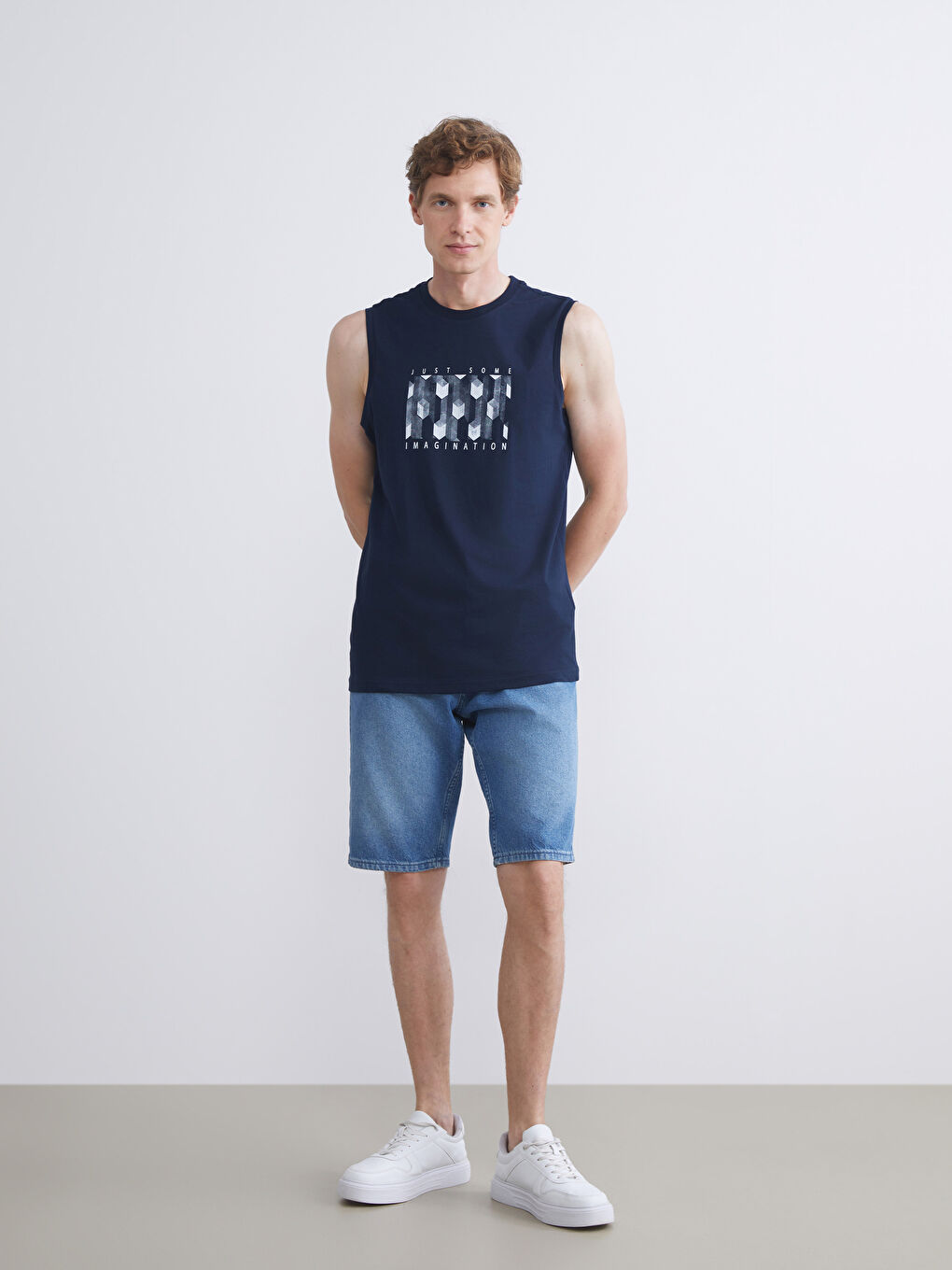 Lacivert Bisiklet Yaka Baskılı Erkek Kolsuz Tişört-1