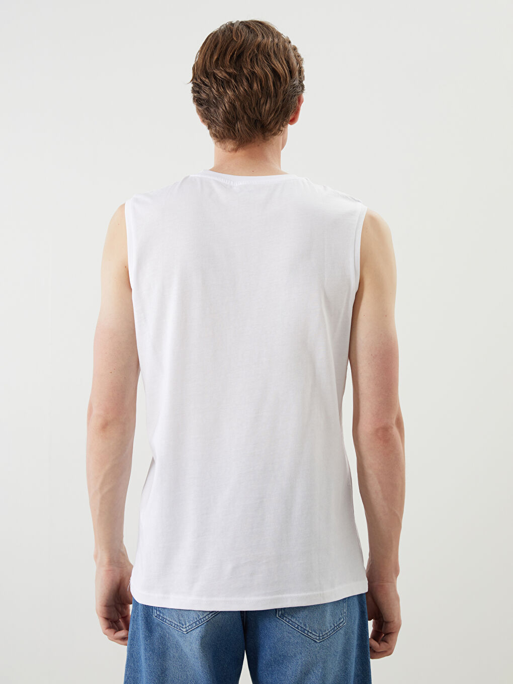 Beyaz Bisiklet Yaka Baskılı Erkek Kolsuz Tişört-3