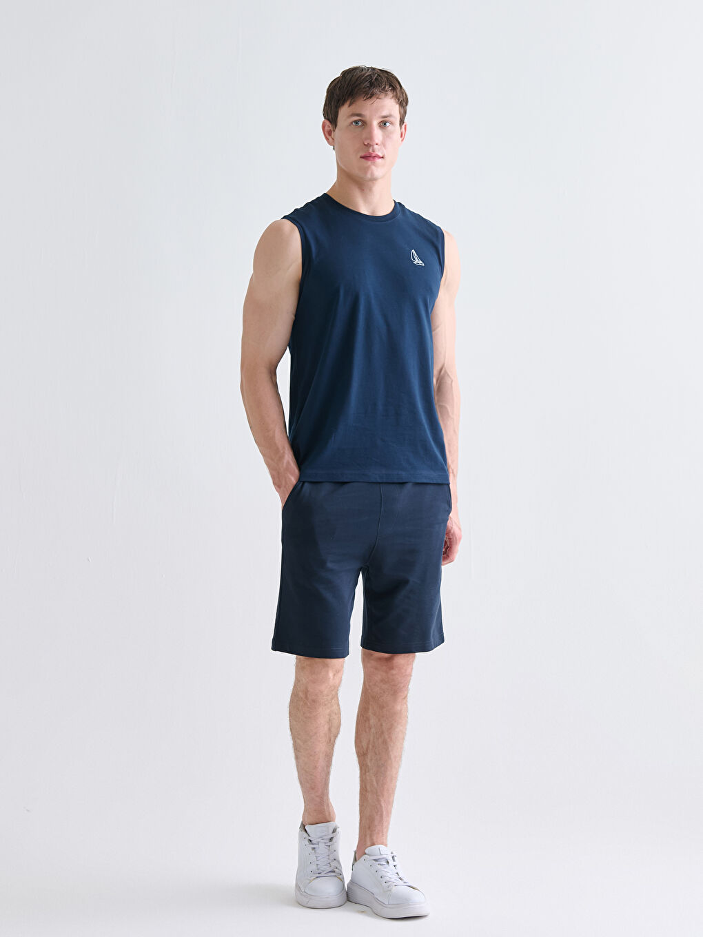 Lacivert Bisiklet Yaka Baskılı Erkek Kolsuz Tişört-1