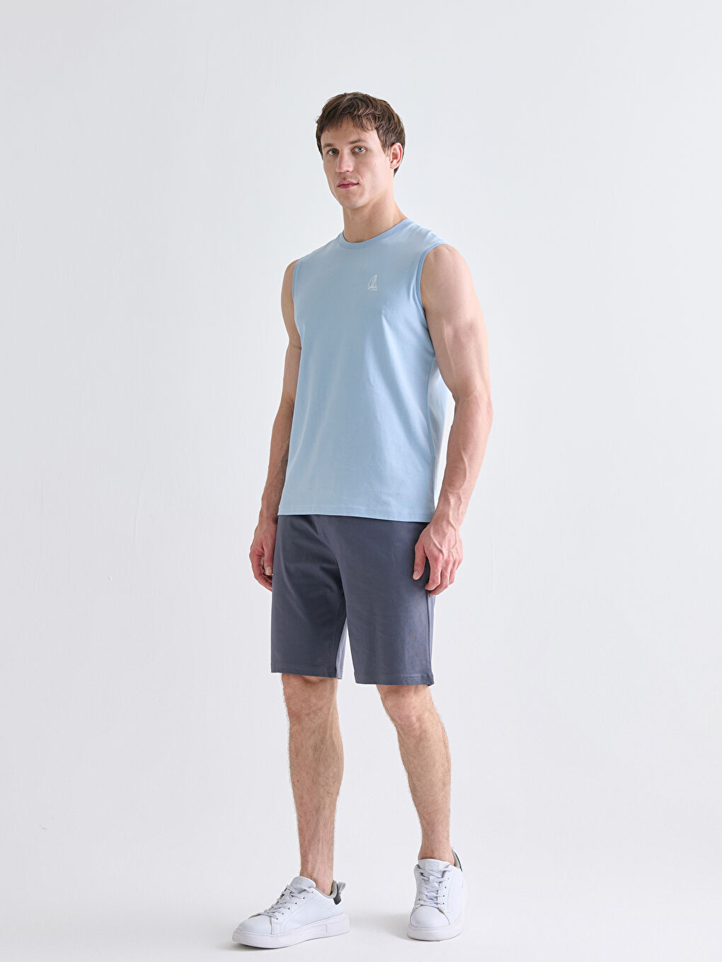 Mavi Bisiklet Yaka Baskılı Erkek Kolsuz Tişört-1