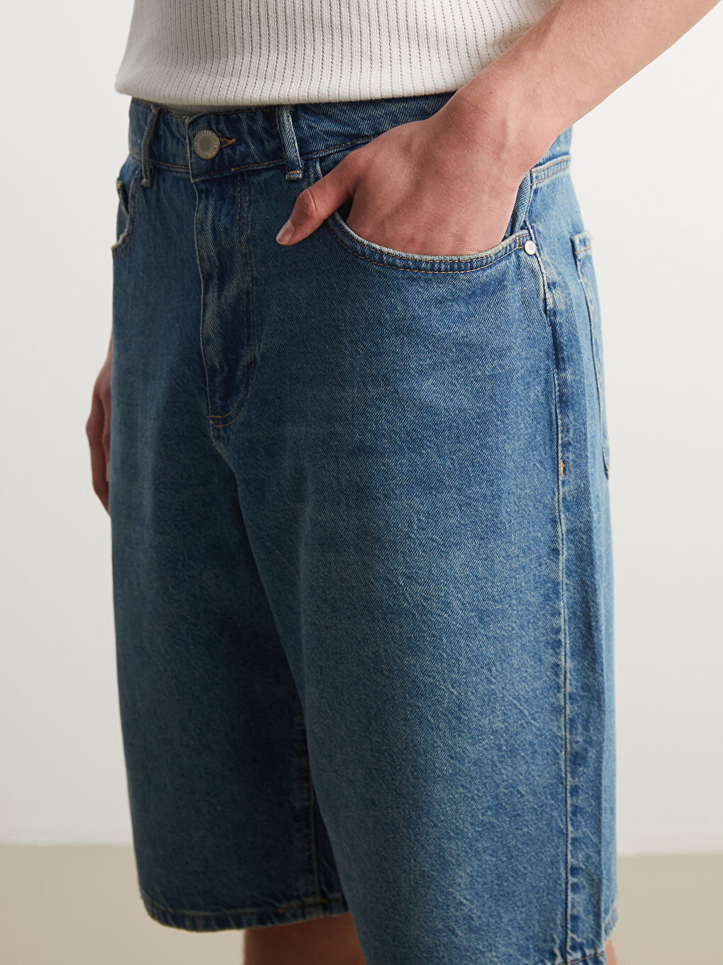 Relaxed Fit Men's Denim Shorts -S5PL23Z8-H45