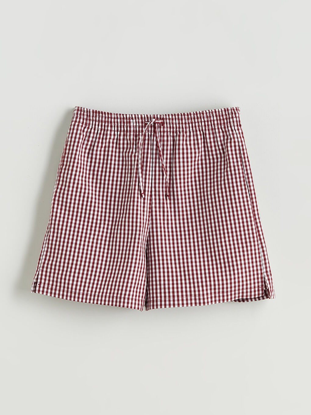 Kırmızı Beli Lastikli Ekose Kadın Şort-4