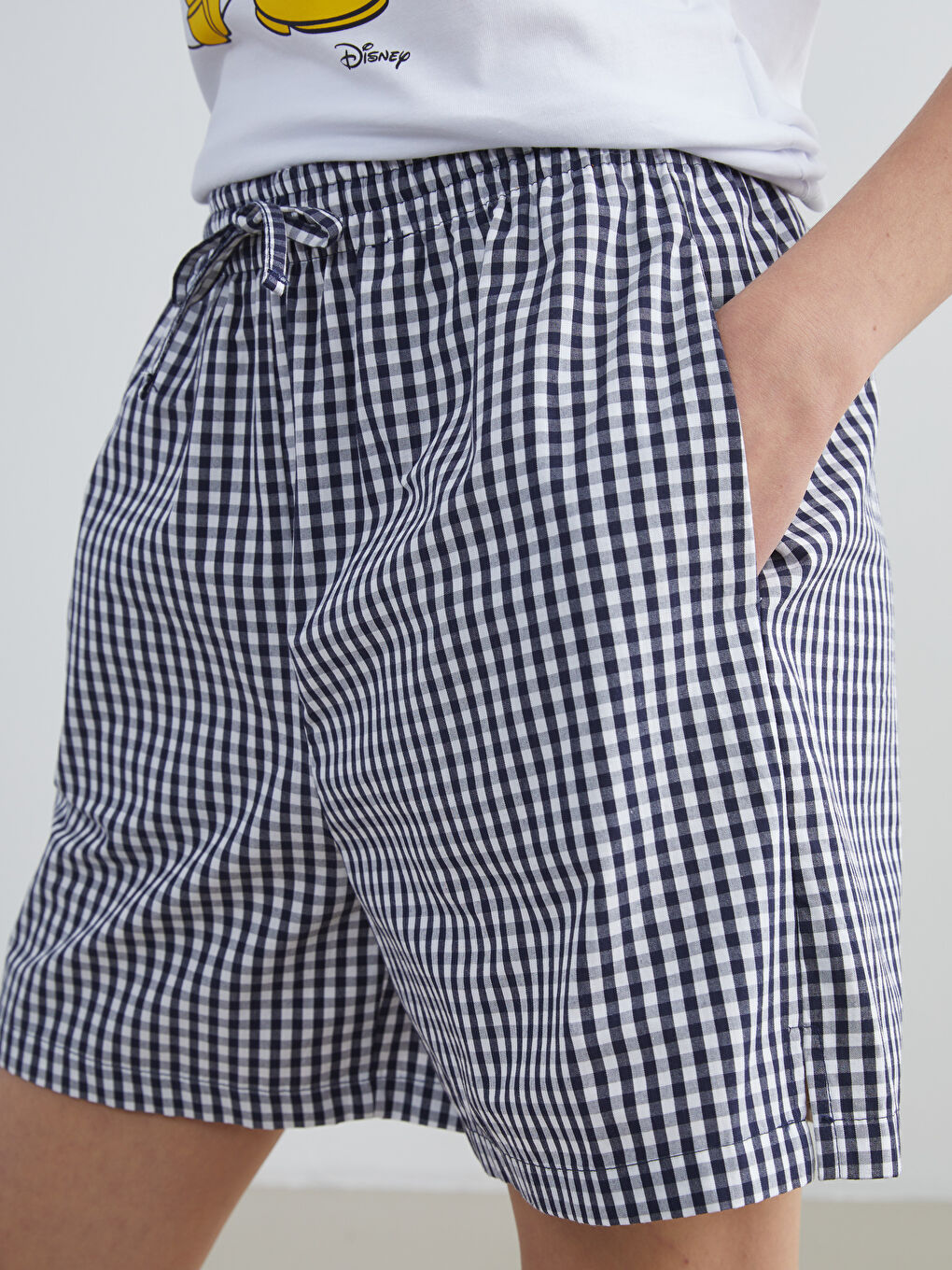 Lacivert Beli Lastikli Ekose Kadın Şort-2